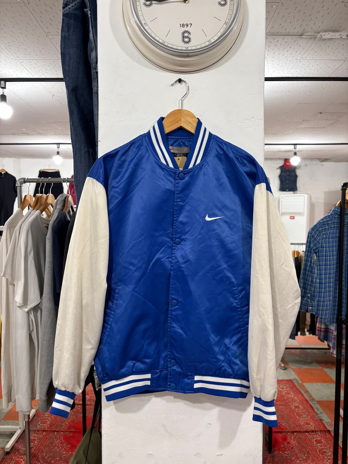 나이키 바시티자켓 상품이미지2