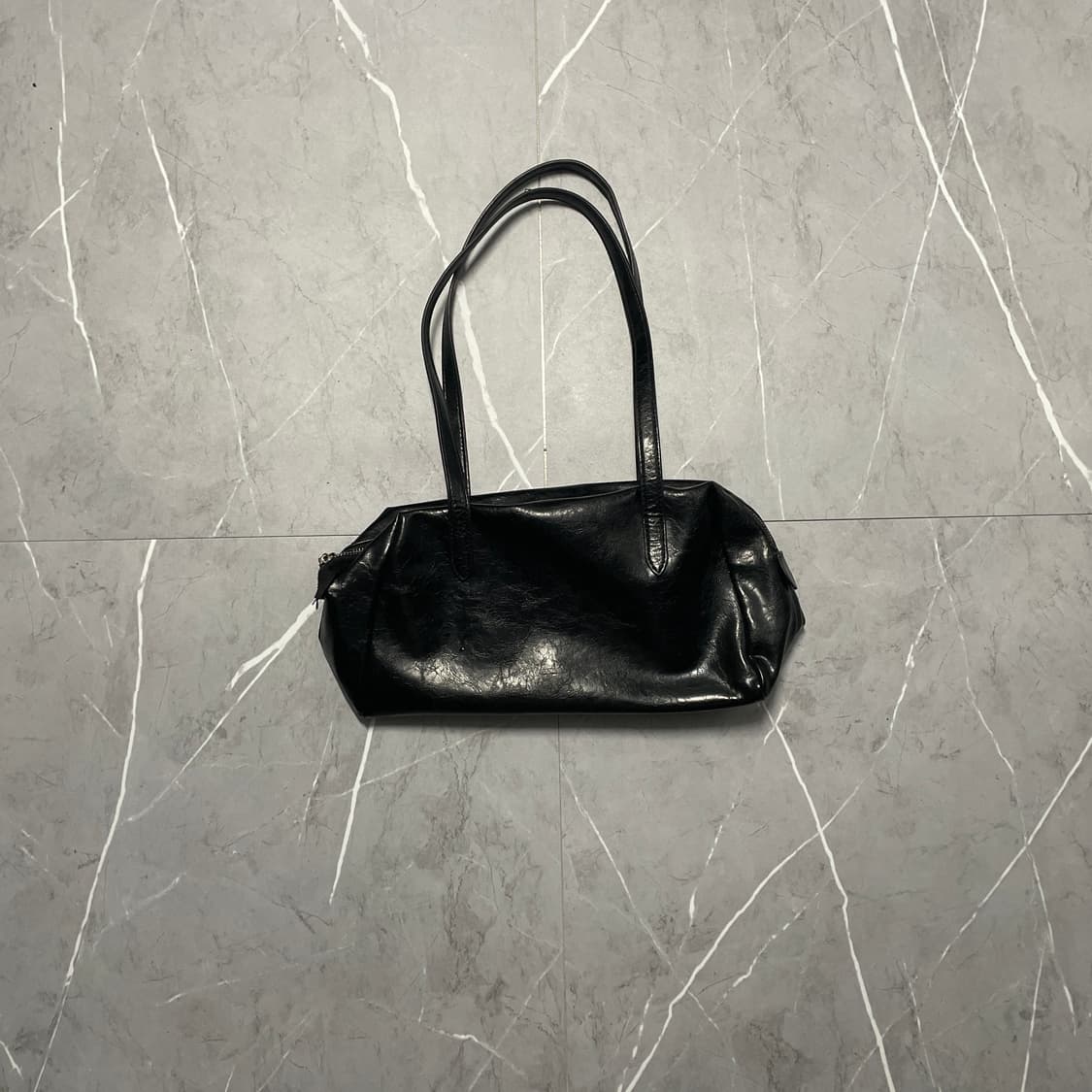 팔로워 특가 빈티지 블랙 비건 레더 숄더백 보부상 가방 상품이미지3