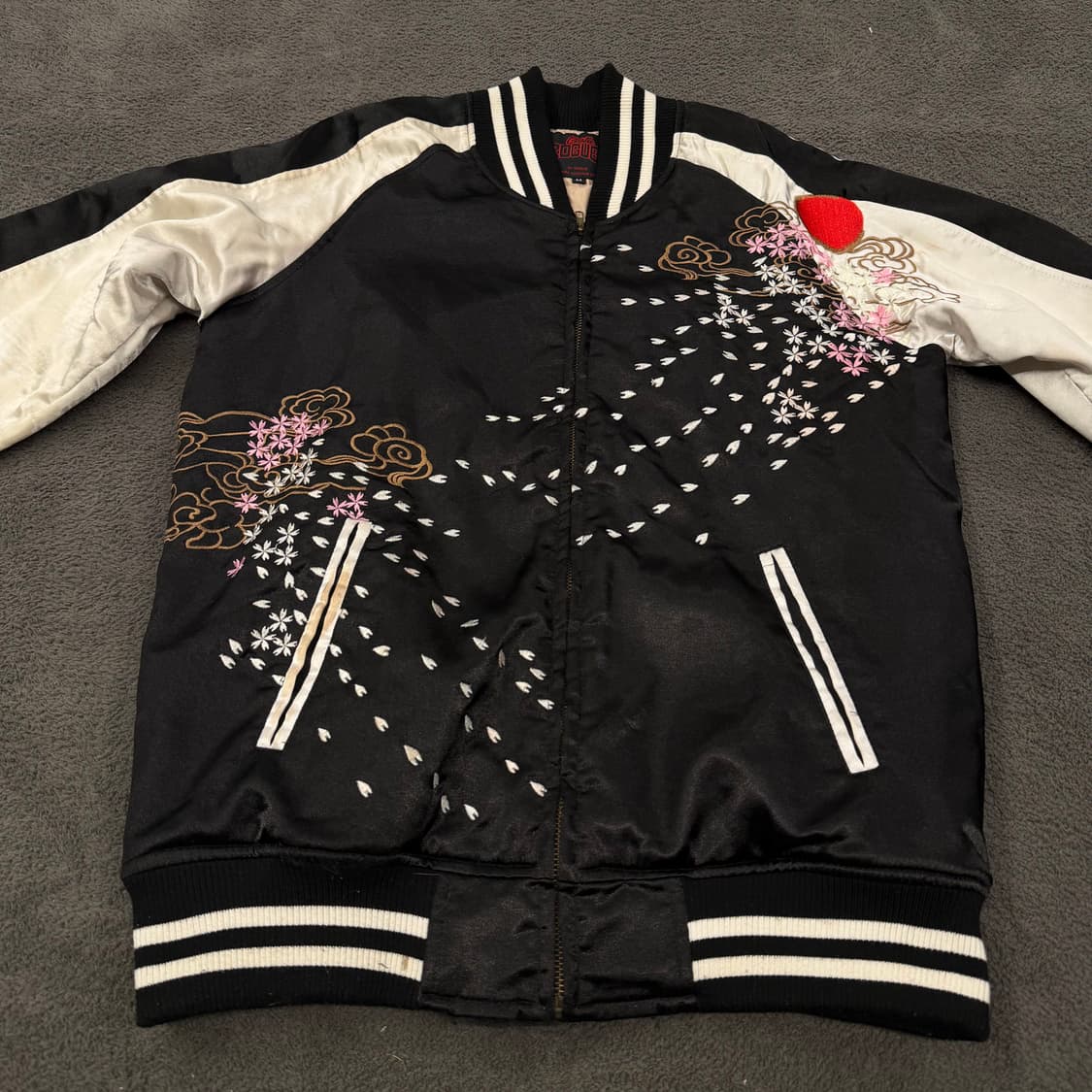 [ 정품/M ] ROGUES 잉어 사쿠라 자수 스카잔 자켓 상품이미지3