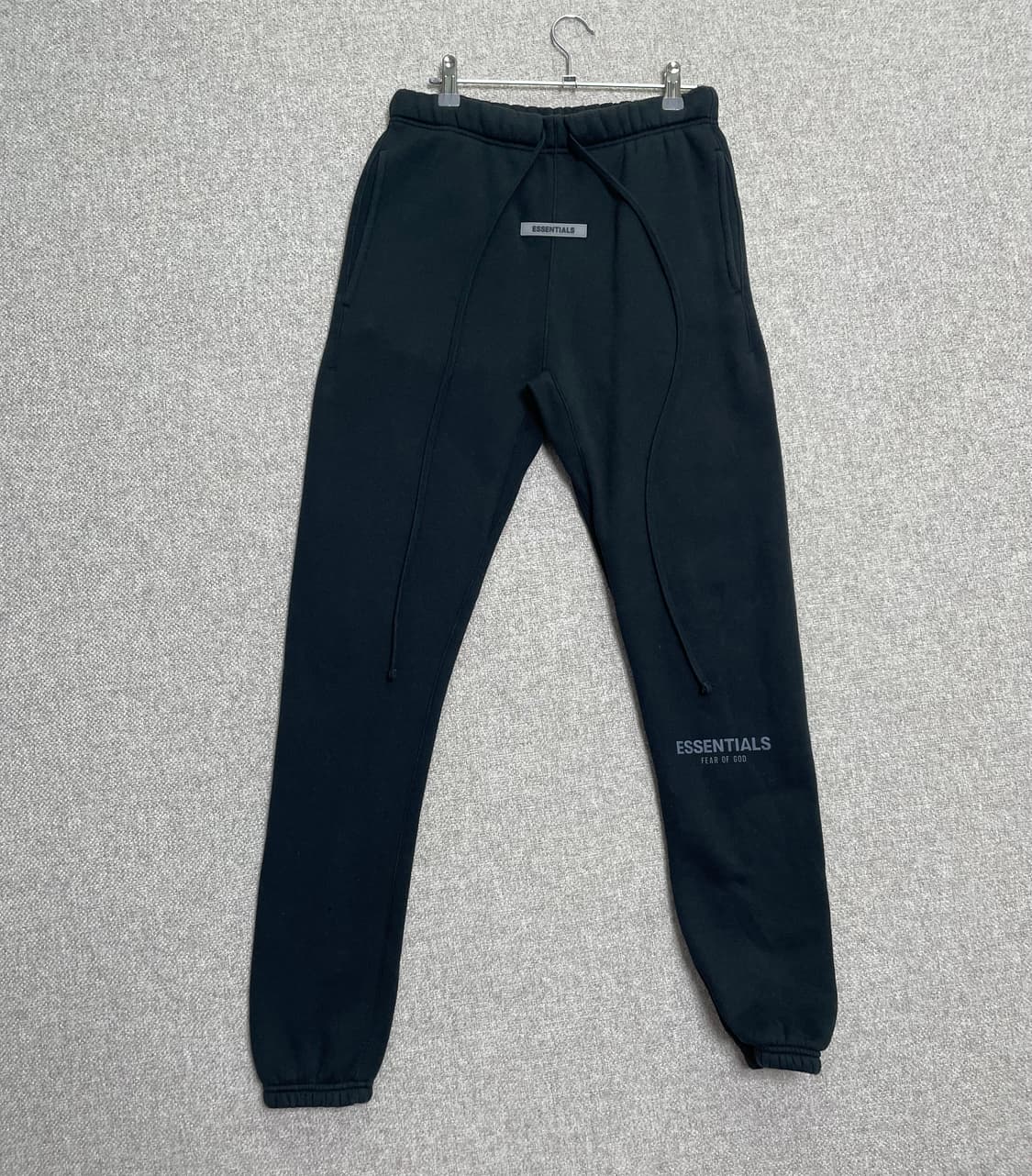 에센셜 조거 팬츠 상품이미지1