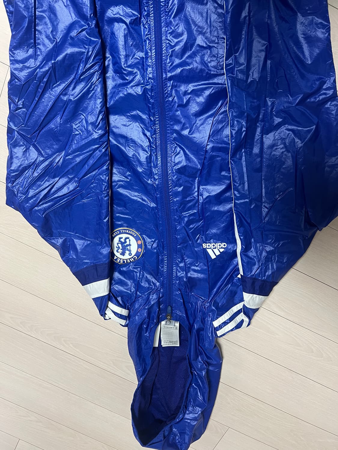 첼시 유광 바람막이입니다 상품이미지4