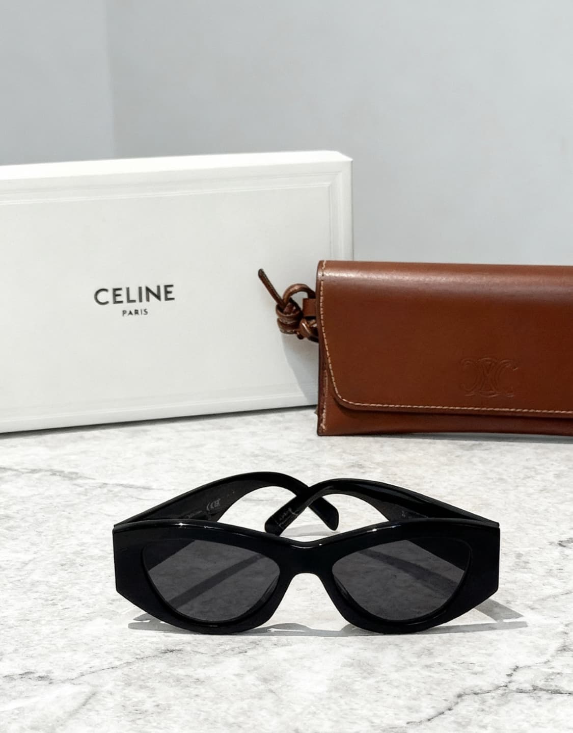 셀린느 풀 프레임 아세테이트 고양이눈 선글라스 여성용 블랙 상품이미지1