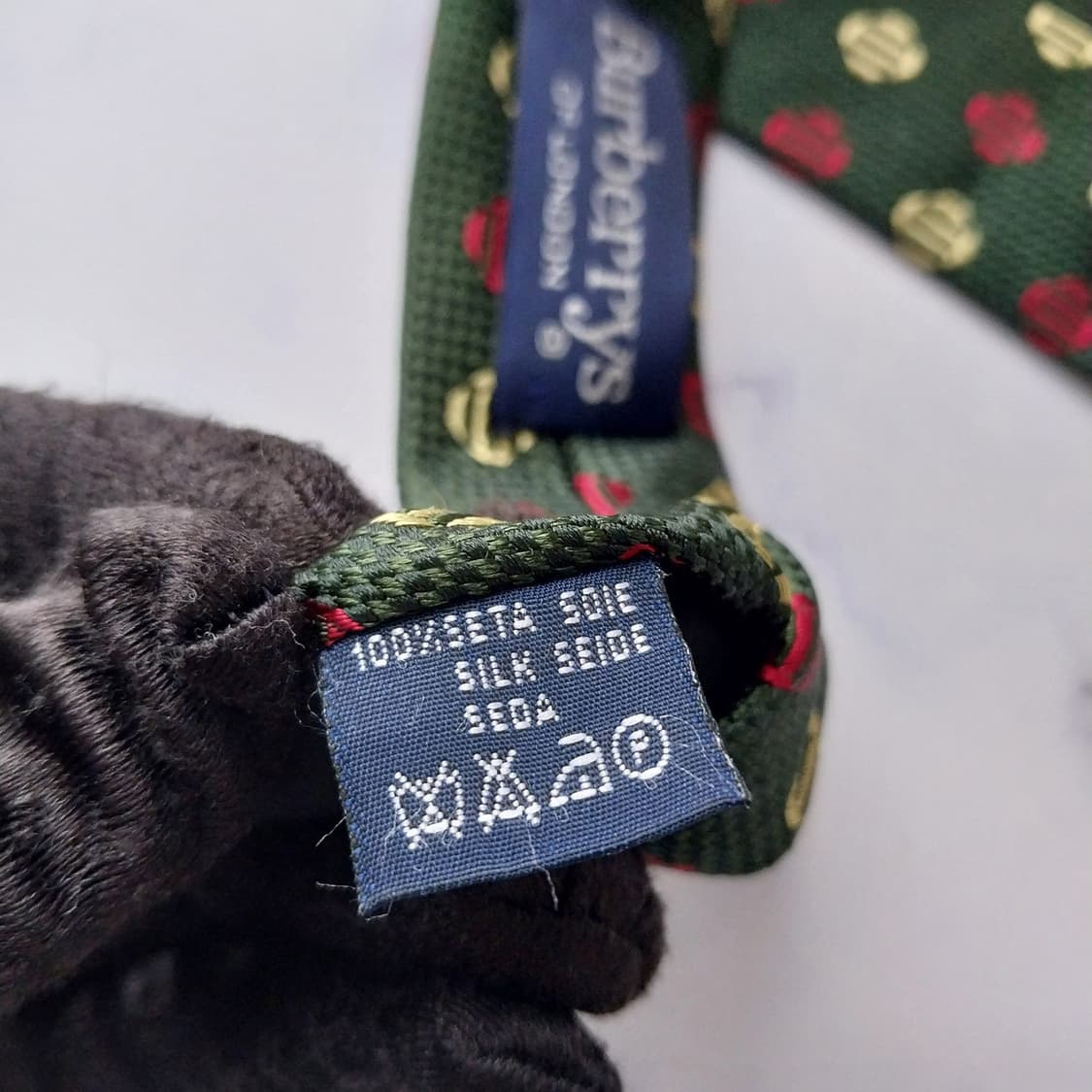 버버리 실크 그린 도트 패턴 넥타이 9.9cm S~A+등급 K2510
 상품이미지9