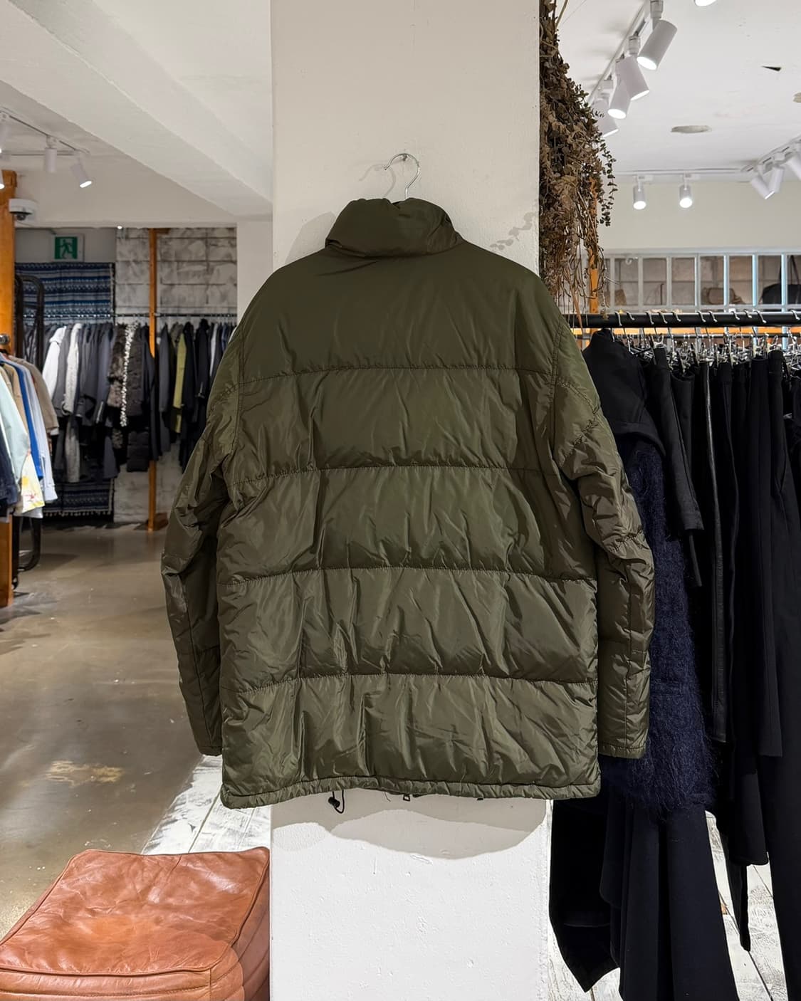 프라다 스포츠 카키 다운 패딩 상품이미지6