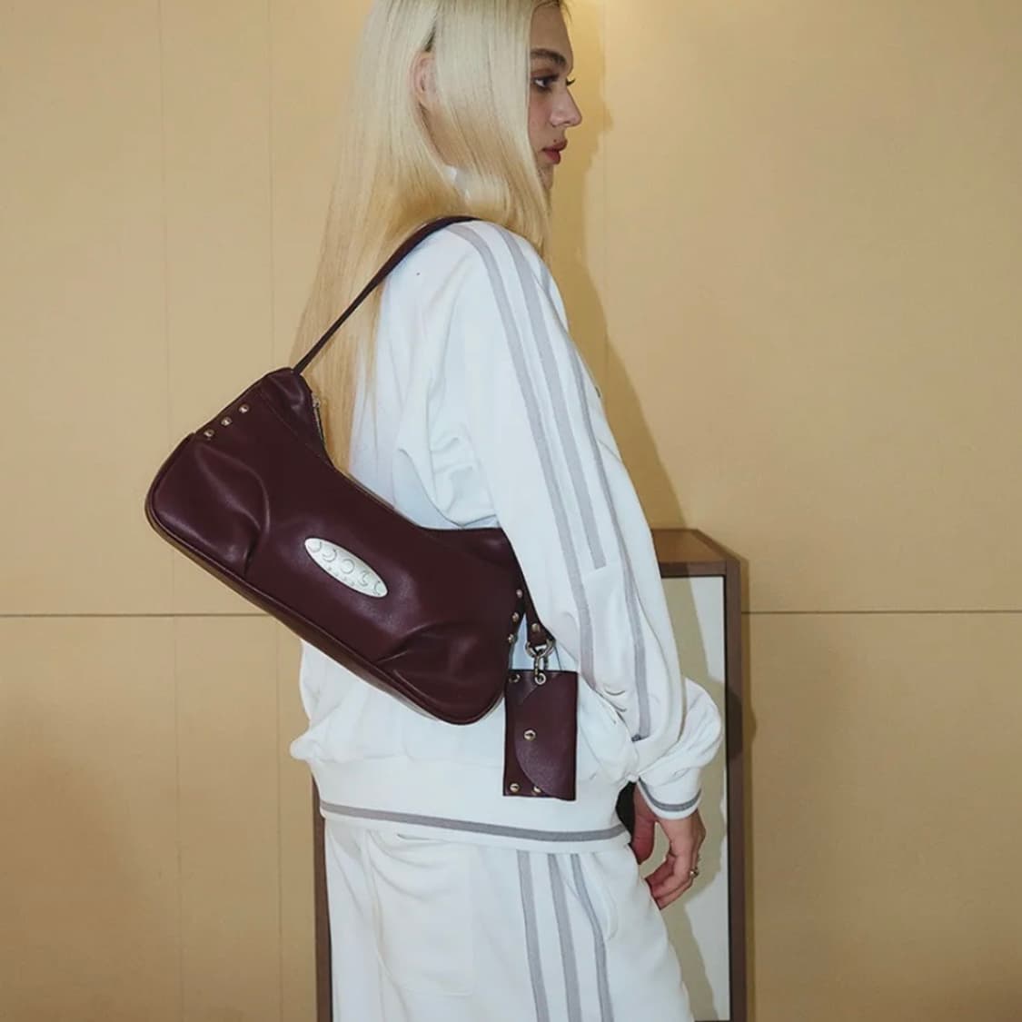 엔와이엑스엑스 P.O.M 호보 백 버건디 상품이미지3