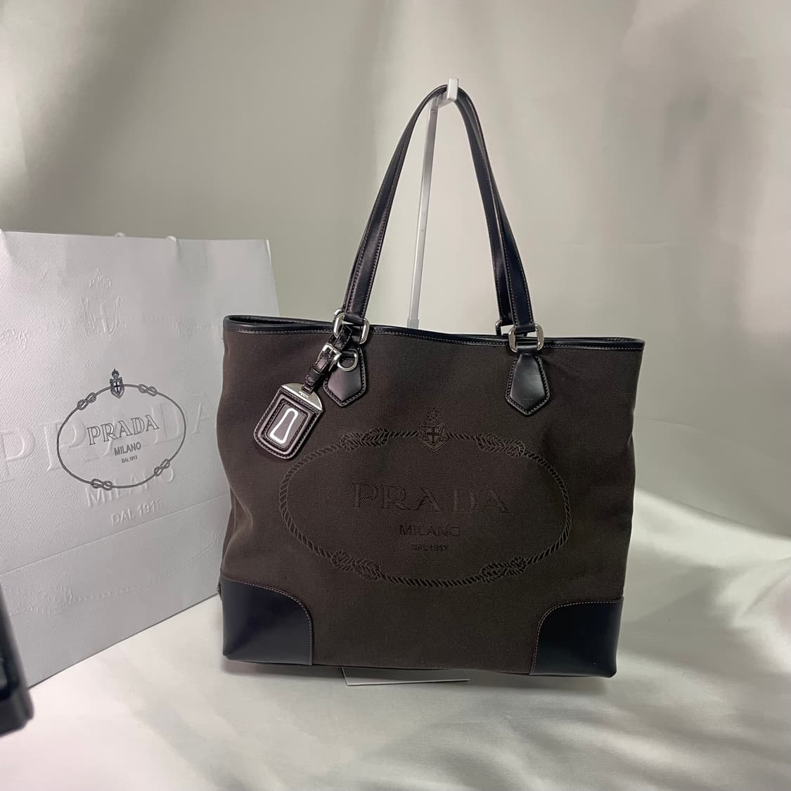 [A급] 프라다 캔버스 로고 숄더백 상품이미지2