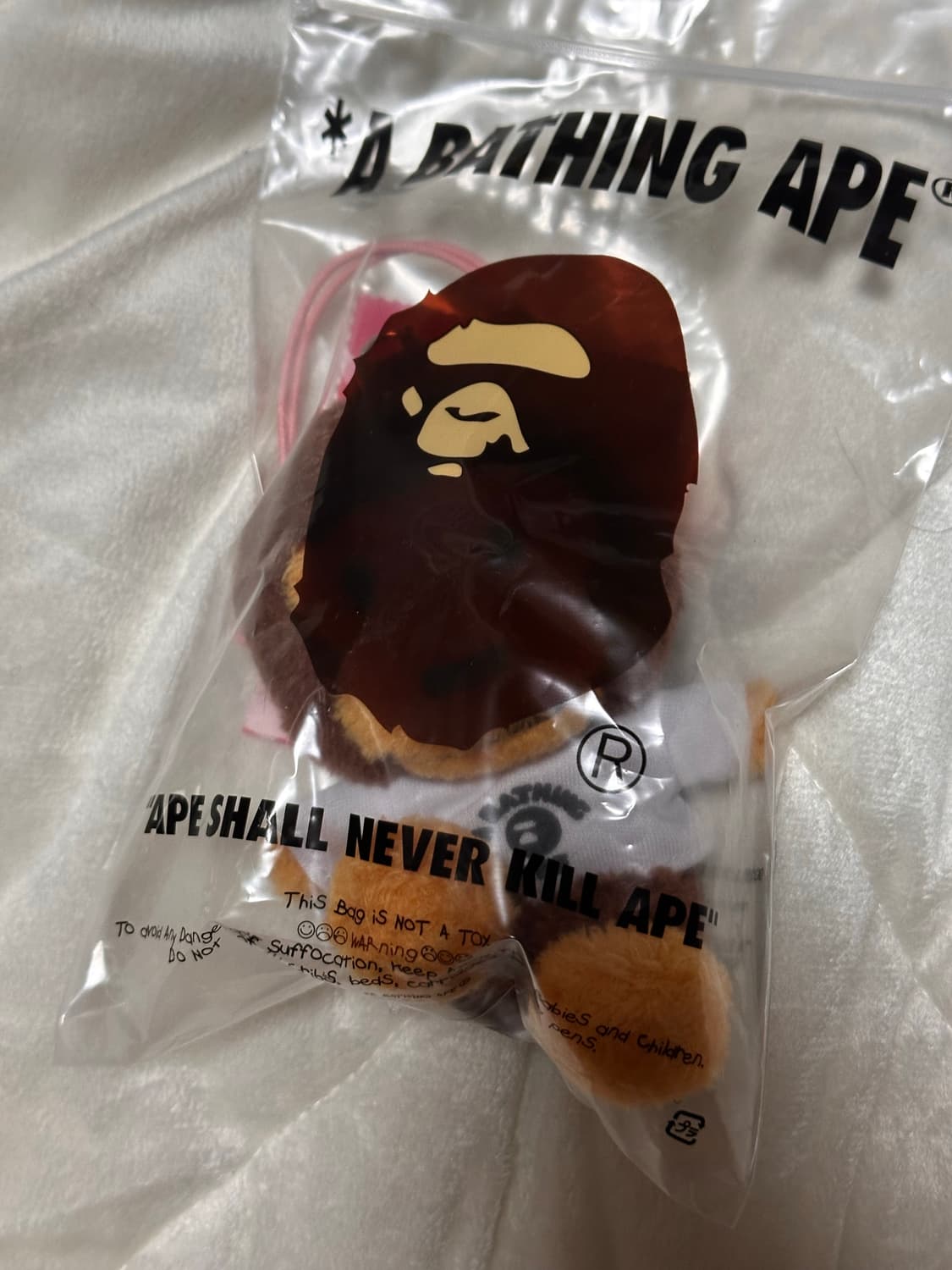 베이프 베이비 마일로 컬리지 티셔츠 키링 상품이미지1