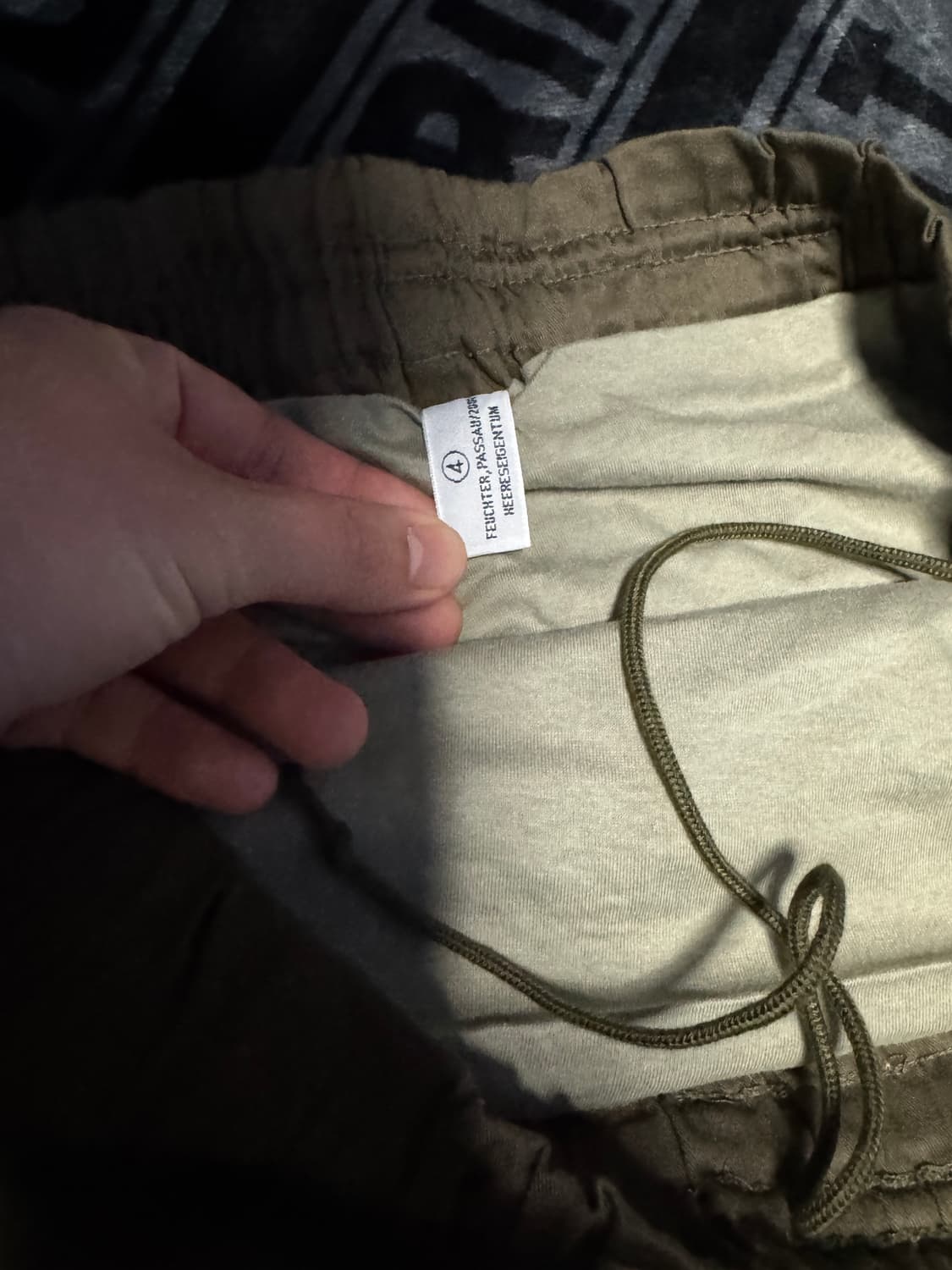 오스트리안 밀리터리 서플러스 짐 쇼츠 올리브 드랍 상품이미지5