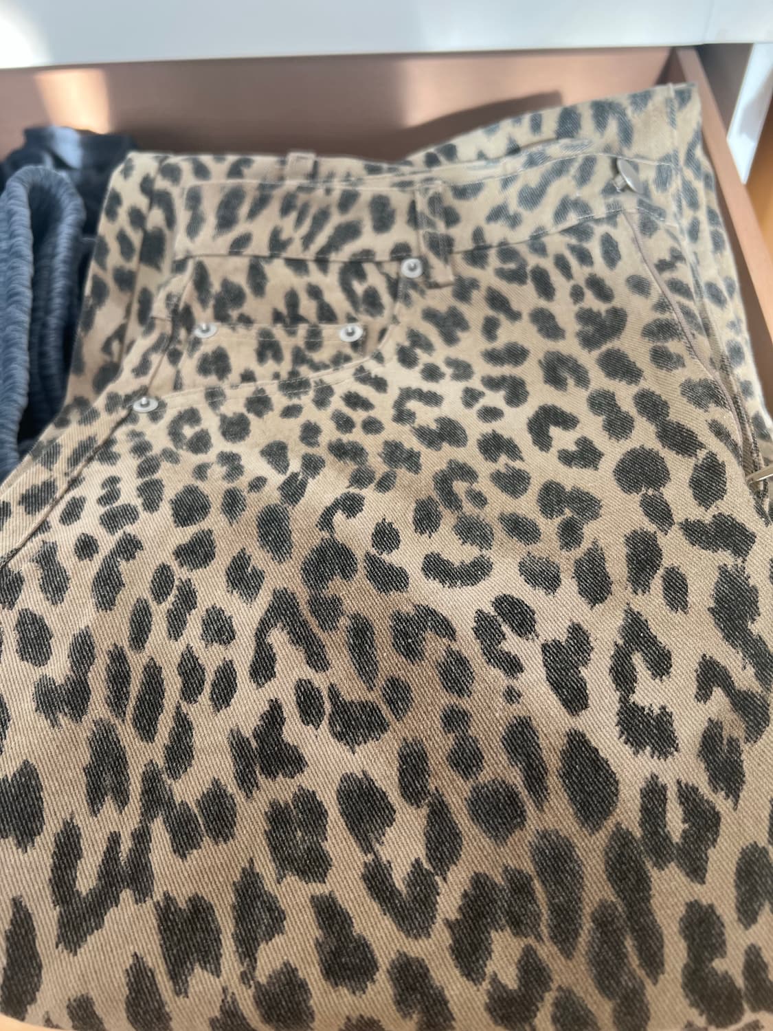 오데스 레오파드 팬츠 LEOPARD STRAIGHT PANTS 상품이미지2