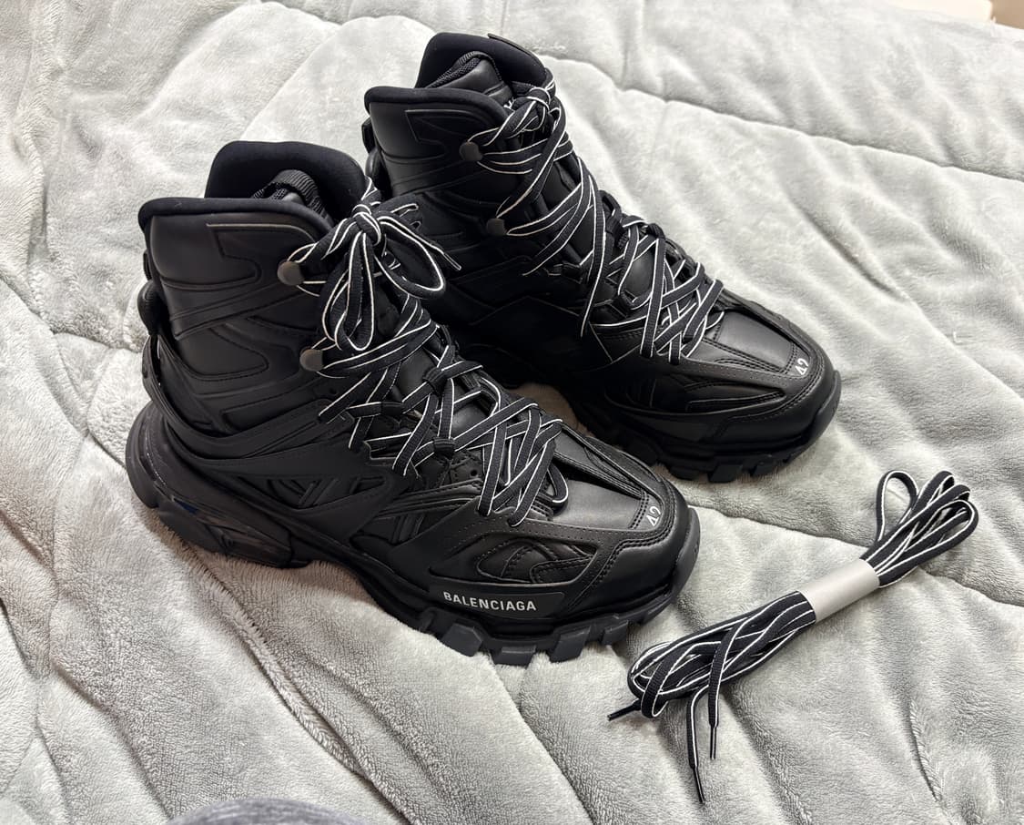 발렌시아가 트랙하이크 42사이즈 상품이미지1