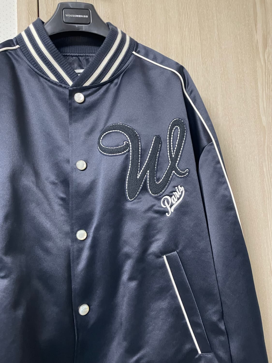 50사이즈 새상품, 우영미 25ss 네이비 자수 바시티 상품이미지2