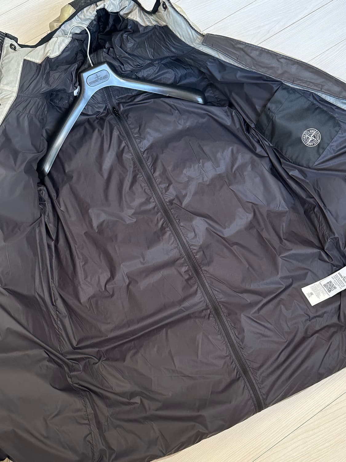 스톤아일랜드 아이스 레진 롱패딩 L(105-110) 택보유 상품이미지3