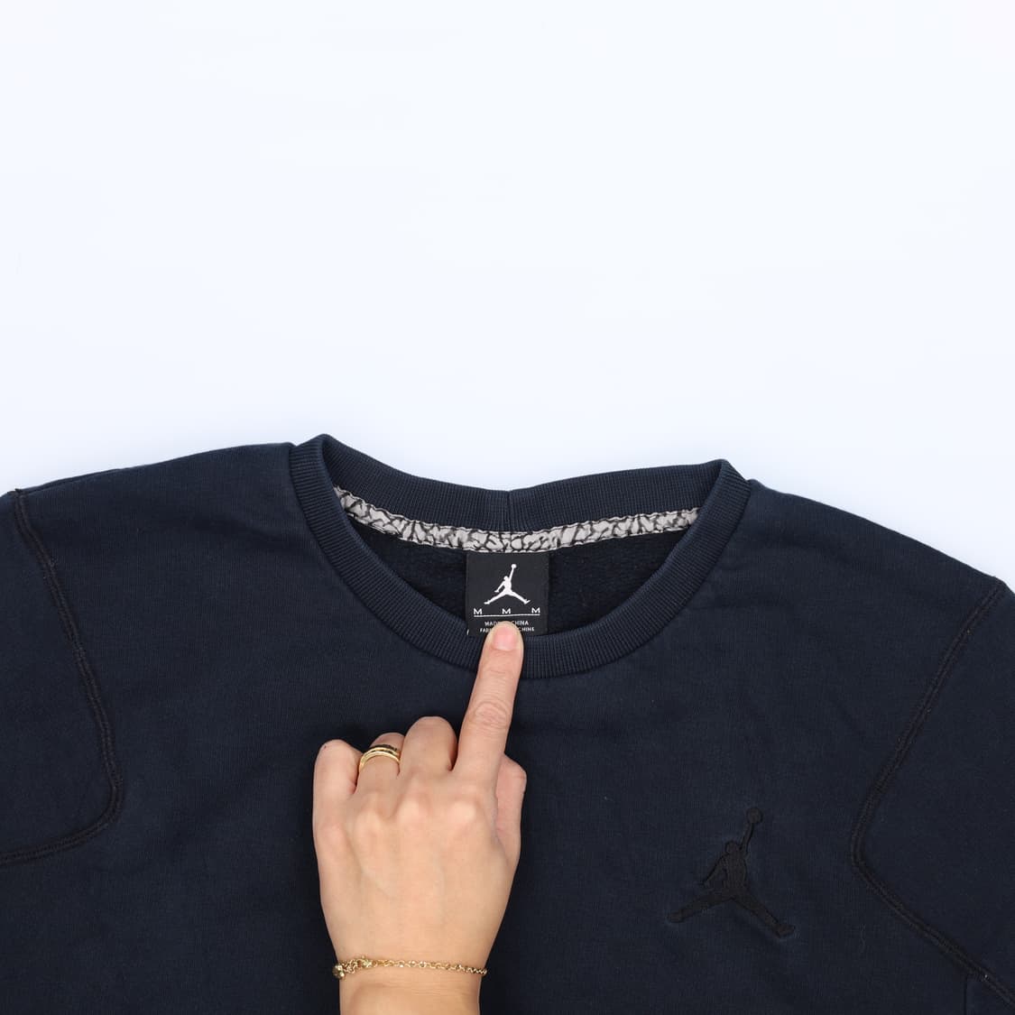 [M] 나이키조던 스몰로고 맨투맨 티셔츠 1217H1 상품이미지3