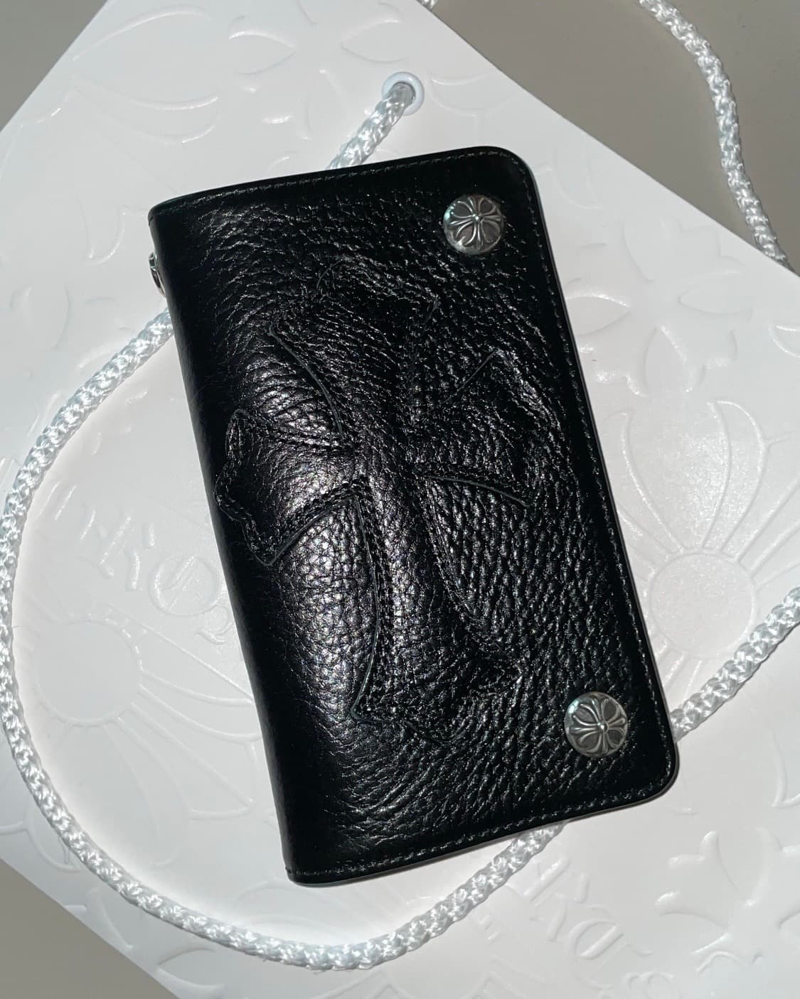 크롬하츠 크로스패치 지갑 상품이미지1