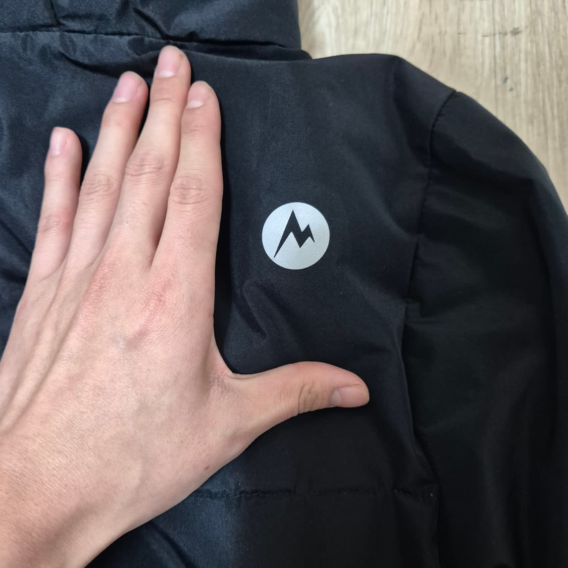 마모트 여성 옴니히트 벤치 후드 롱패딩 점퍼 상품이미지6