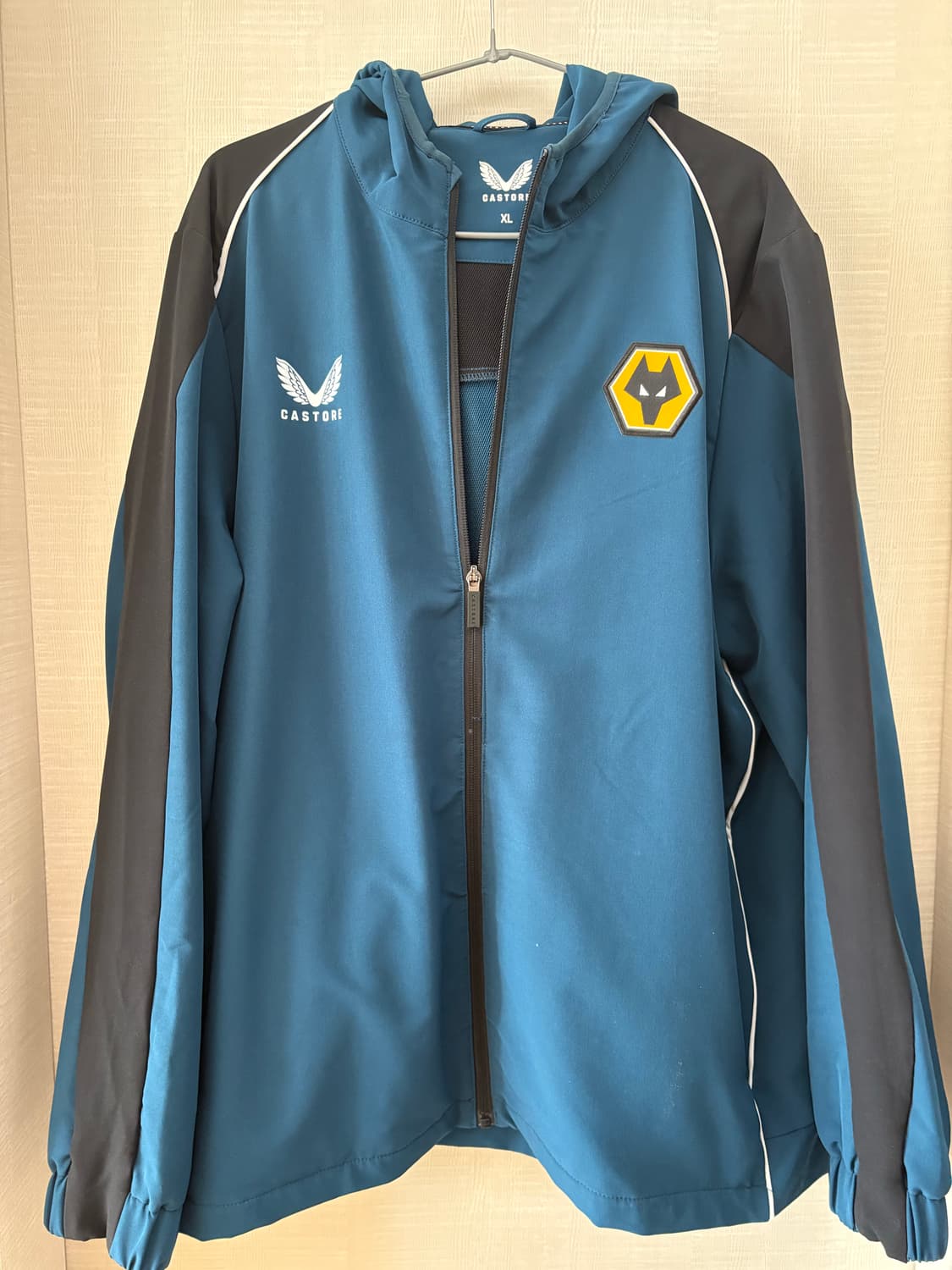 22-23 울버햄튼 공식 트레블 후드 집업 자켓 상품이미지3