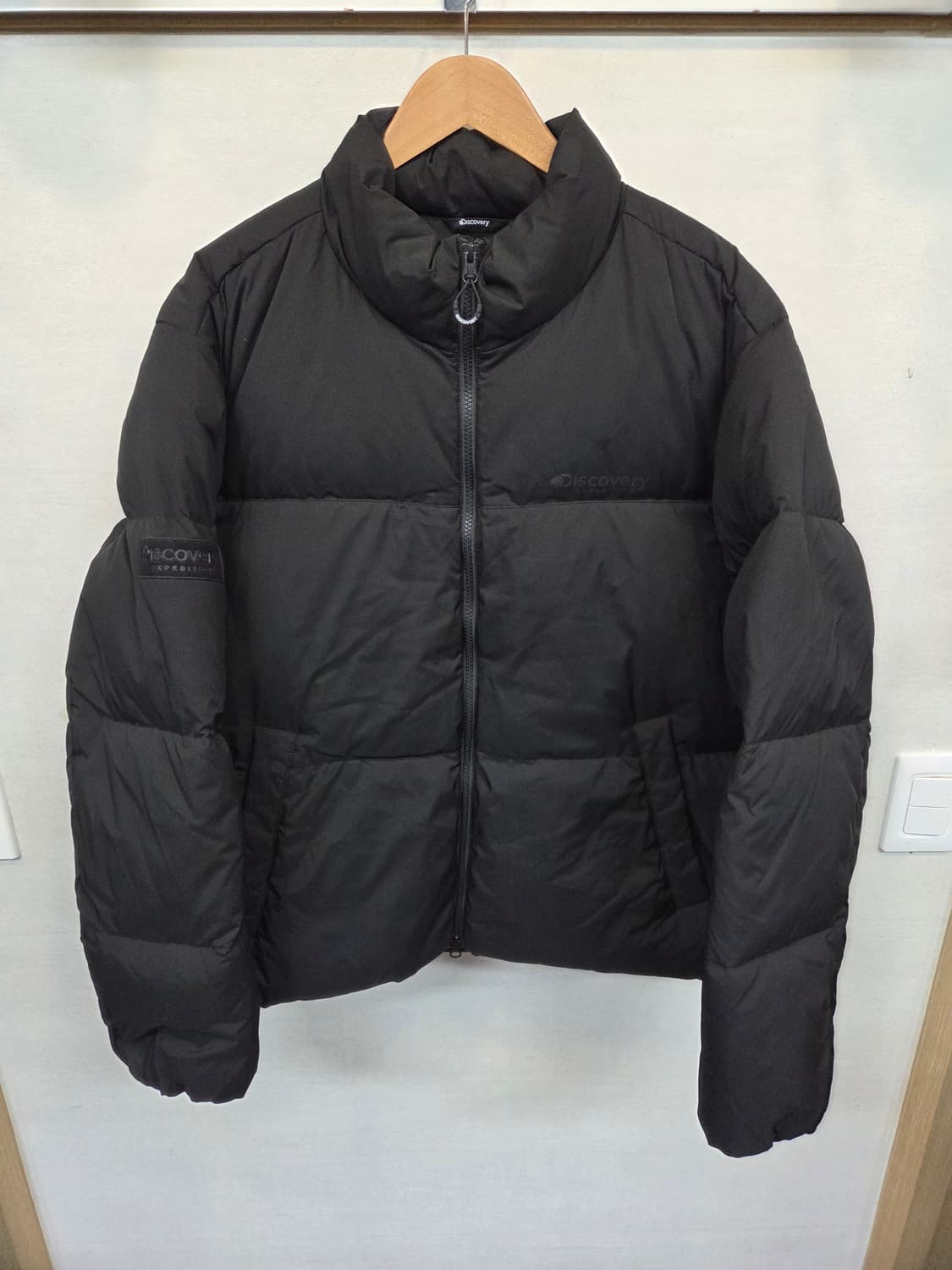 디스커버리 rds 에버튼 숏 다운패딩 105 상품이미지1
