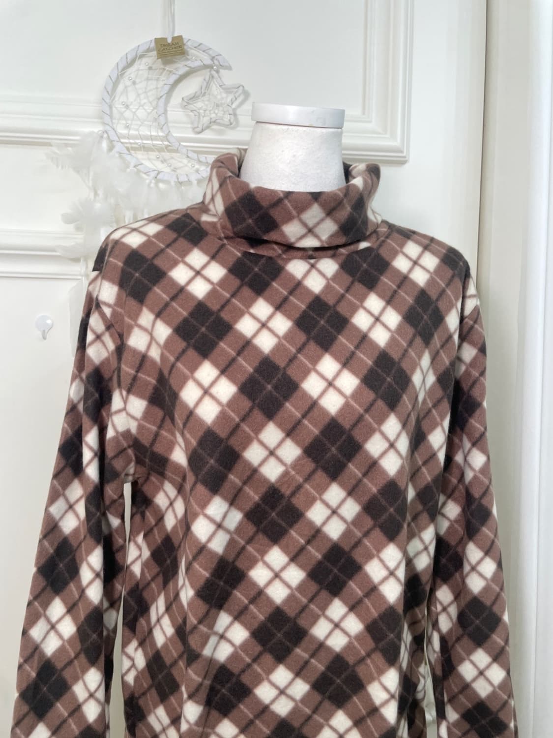 brown white check poly turtle-neck top 상품이미지4