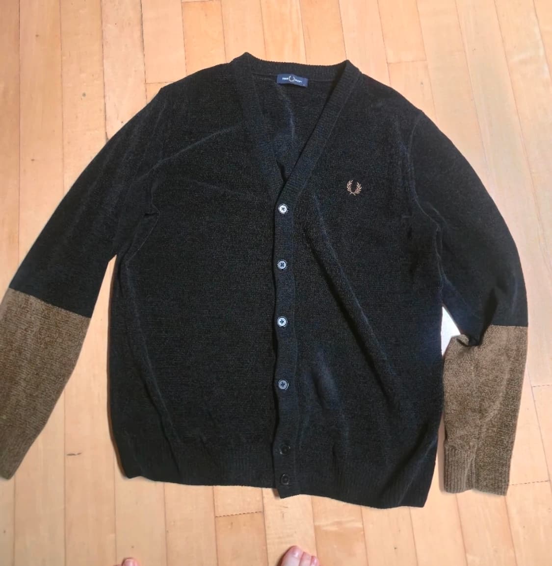 프레드페리 블랙 배색 가디건 xl 상품이미지1