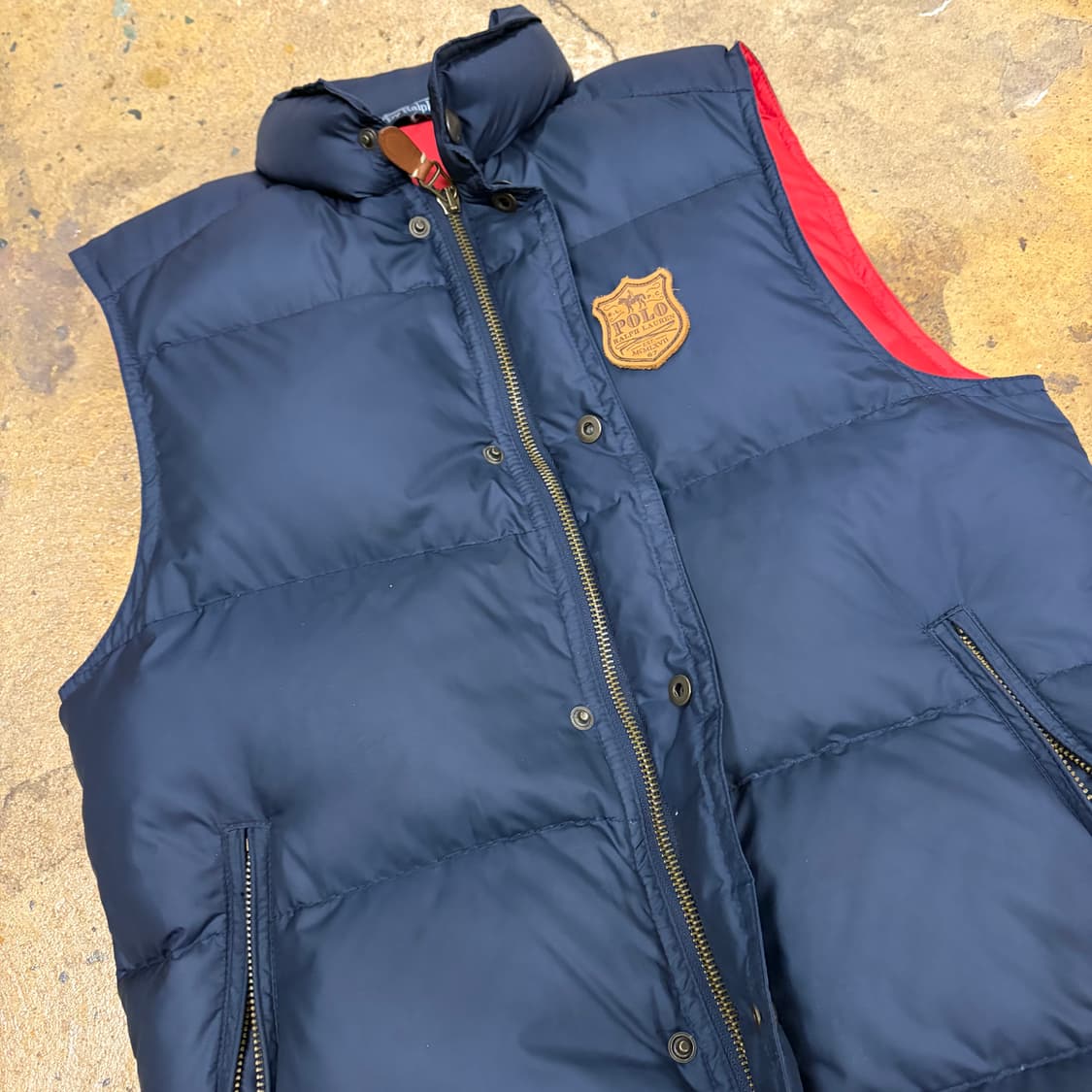 폴로 랄프로렌 네이비 레드 패딩 조끼  상품이미지1