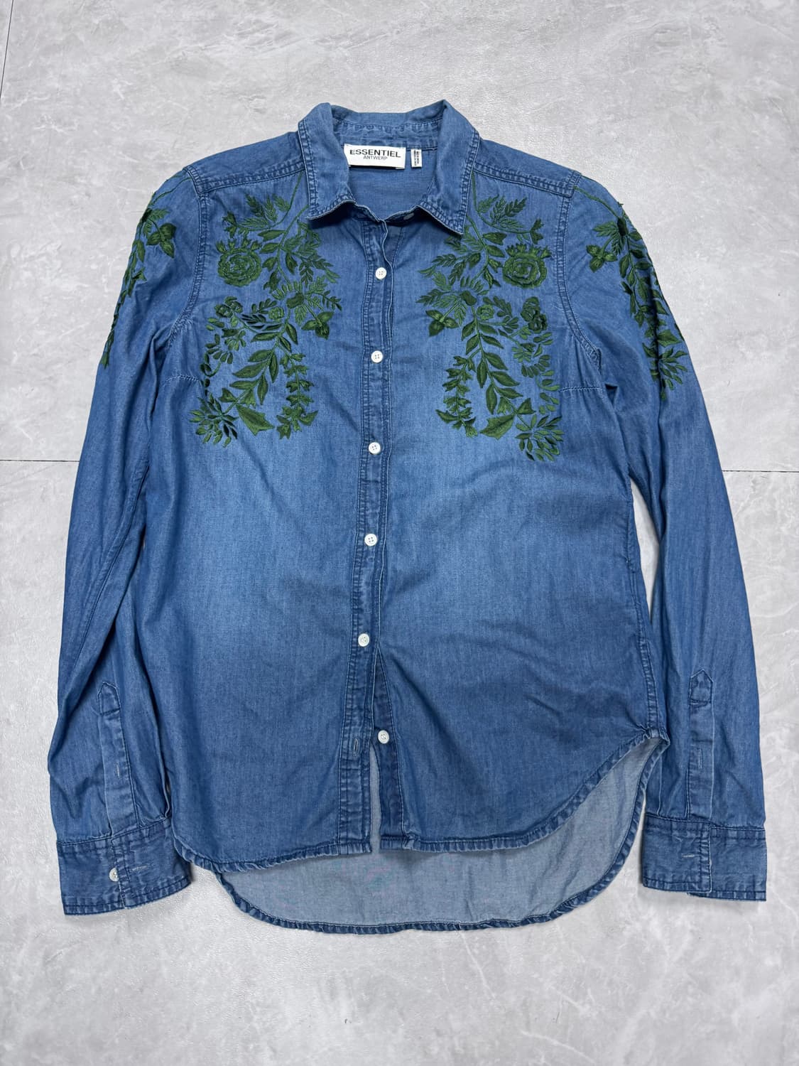 에센셜 앤트워프  상품이미지1