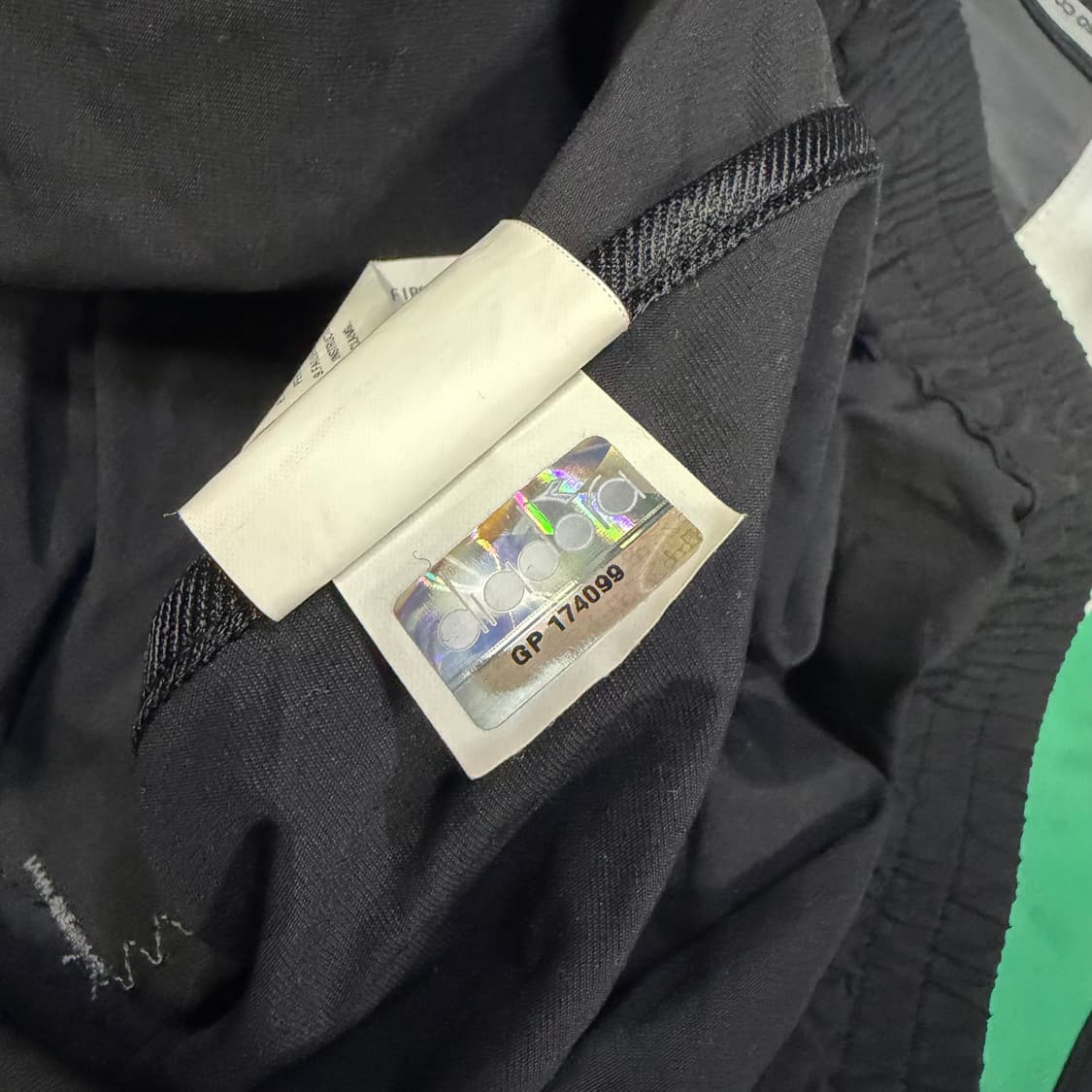 디아도라 나일론 트랙 자켓  상품이미지5