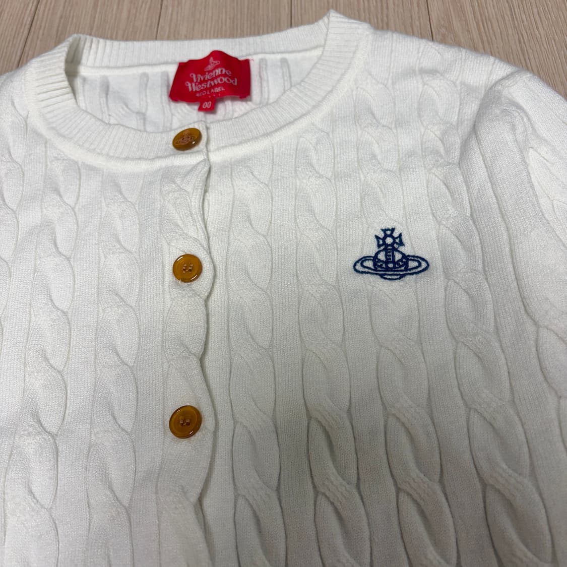 비비안 웨스트우드 레드라벨 화이트 케이블 니트 가디건 상품이미지3