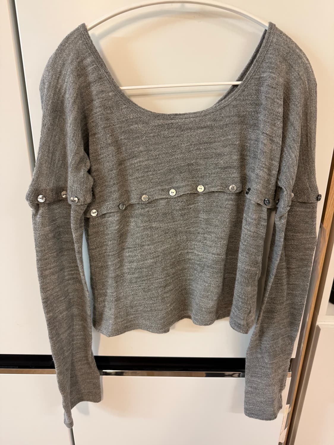 할로미늄 halominum 울 버튼 니트 탑 그레이 상품이미지3