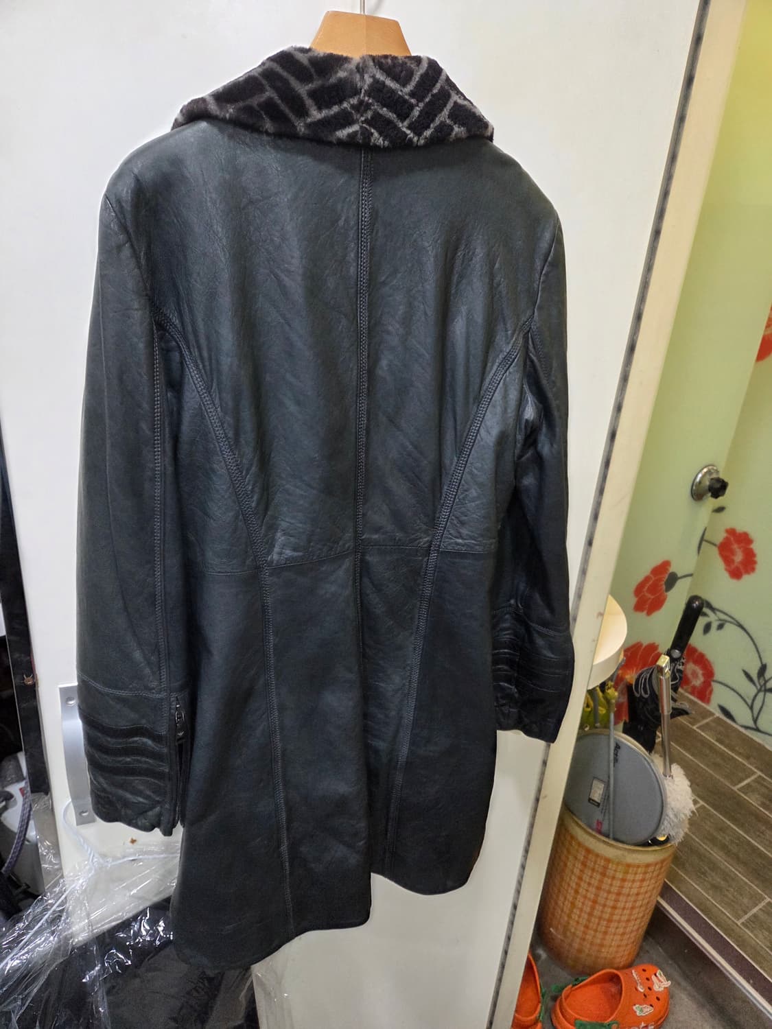 아르마니 비대칭 가죽 코트 상품이미지9