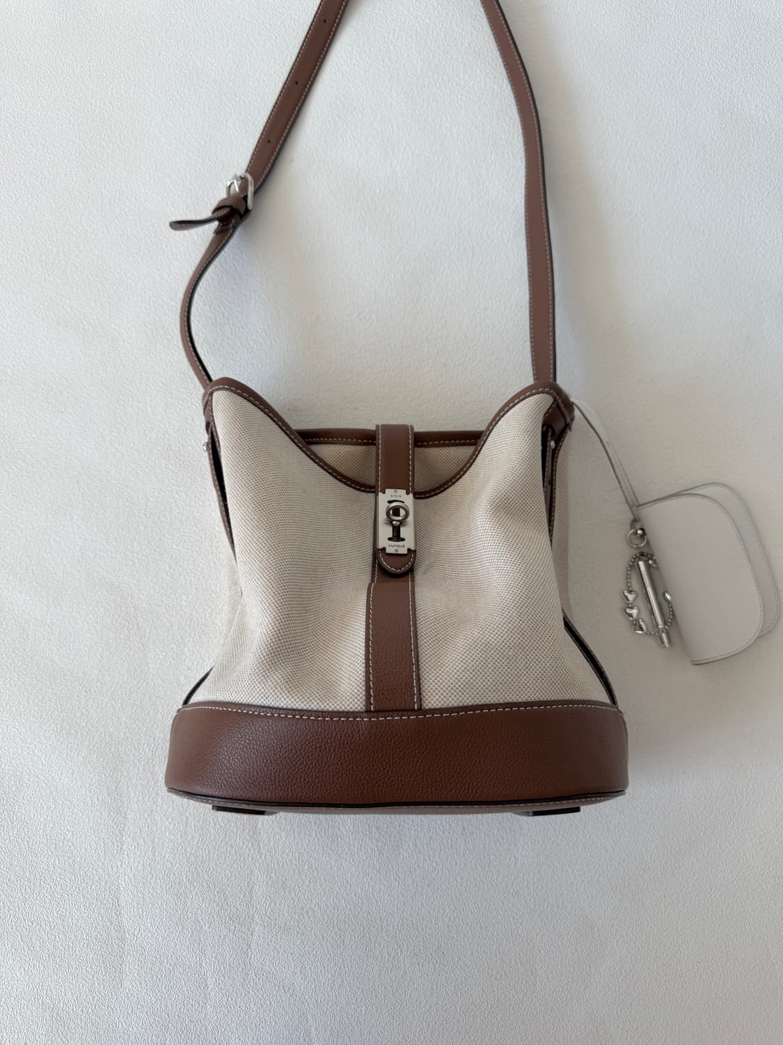 분크(vunque) 캔버스백(카드웨렛&참 포함) 상품이미지2