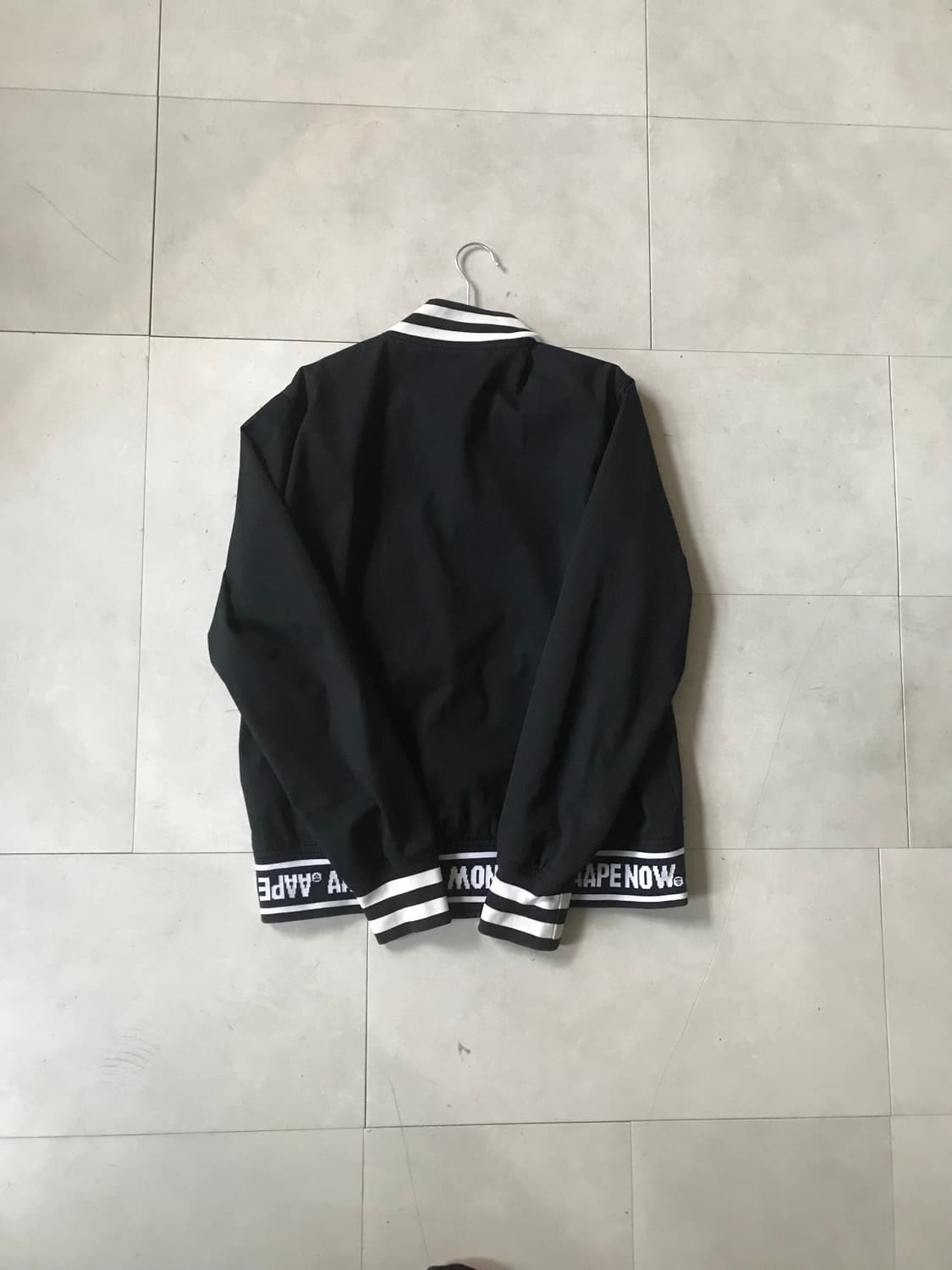 에이프 카모 블랙 리버시블 빅로고 바시티자켓 상품이미지6