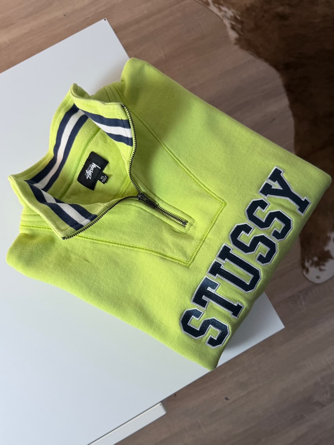 스투시 스펠아웃 로고 반집업 맨투맨  상품이미지1