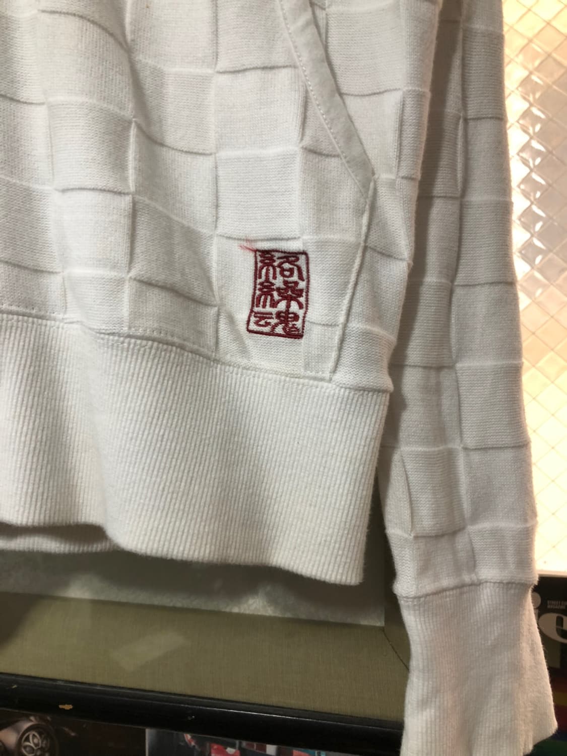 카라쿠리 타마시 체커보드 koi 자수 후디 상품이미지3