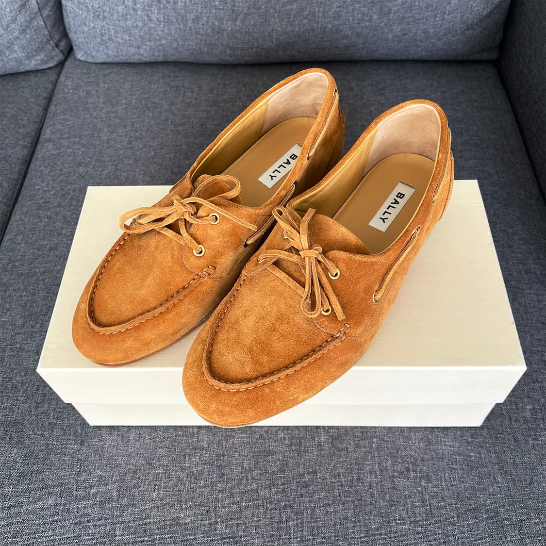 발리 FW24 PATHY 스웨이드 로퍼 상품이미지1