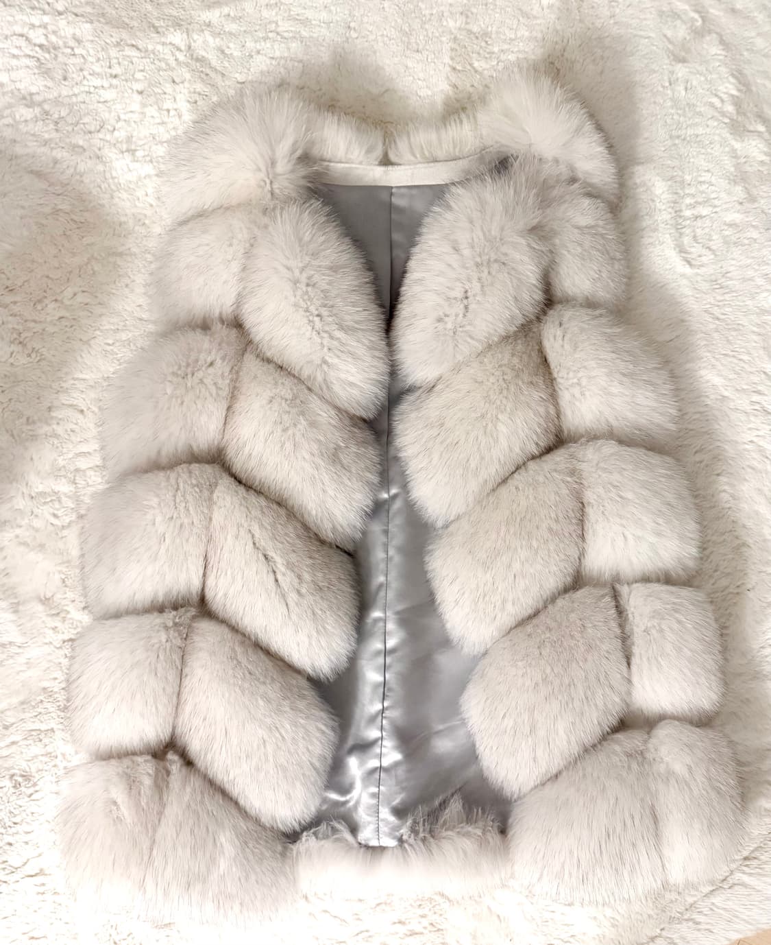 사가폭스 퍼 베스트 아이보리 (원가 64만원) 상품이미지1