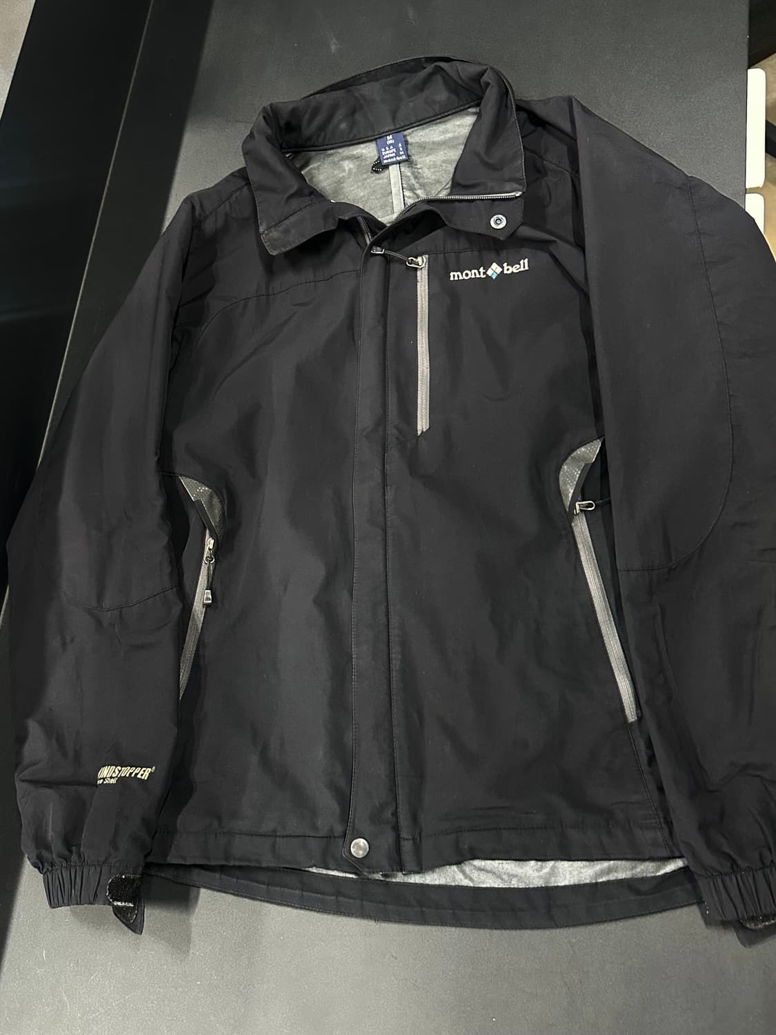 몽벨 고어텍스 블랙 윈드브레이커 자켓 상품이미지4