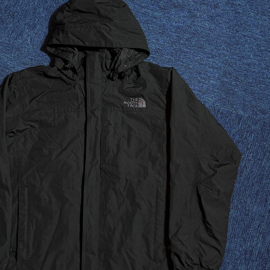 노스페이스 블랙 후드 바람막이 상품이미지2
