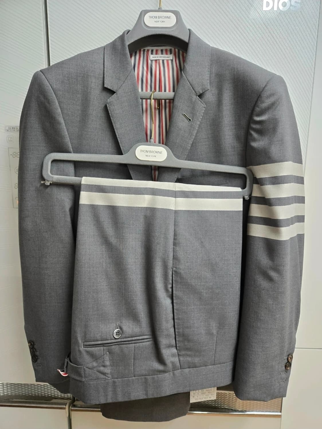 톰브라운 24fw 플레인위브 정장셋업(3/1/정품) 상품이미지1