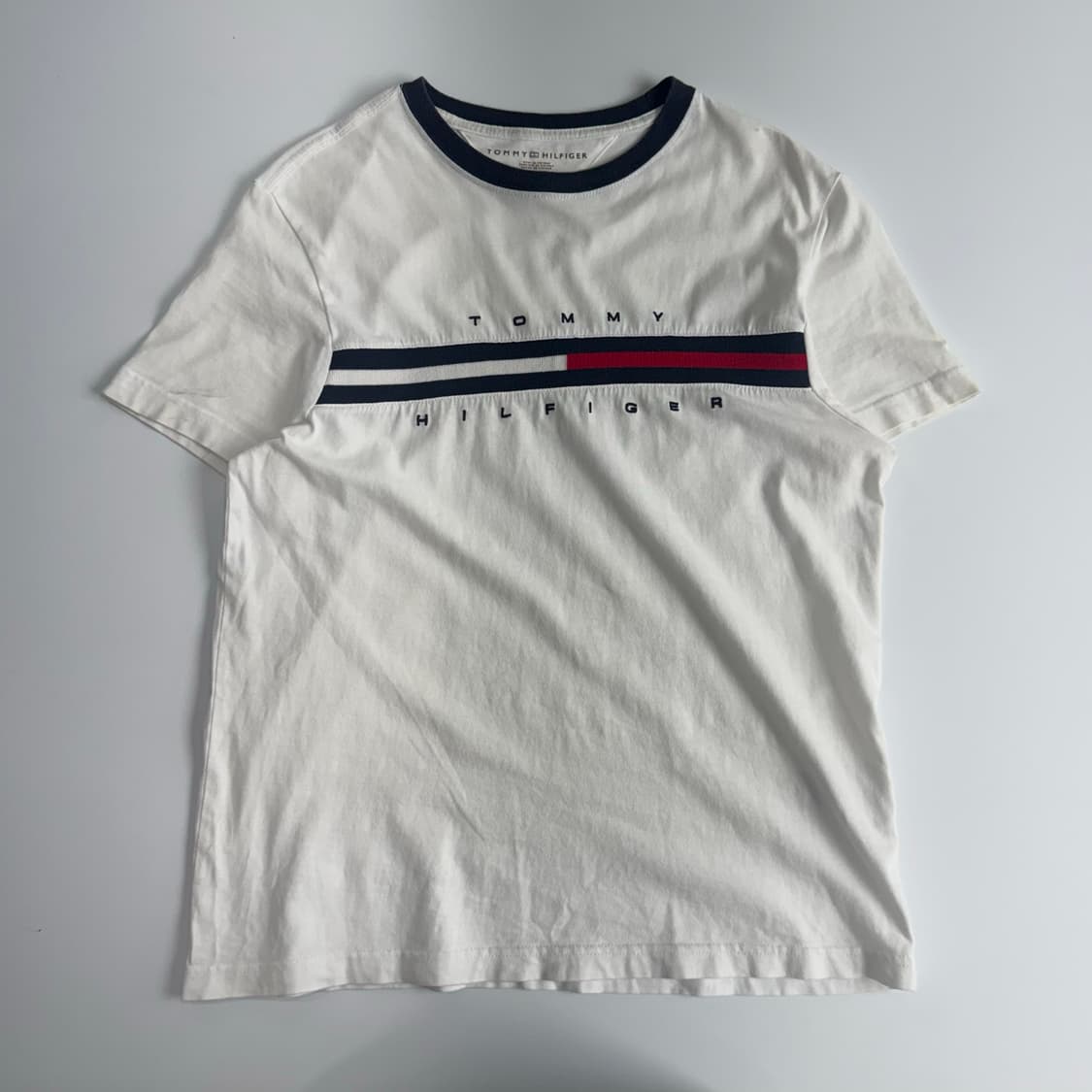 Tommy Hilfiger 타미힐피거 화이트 반팔  상품이미지3
