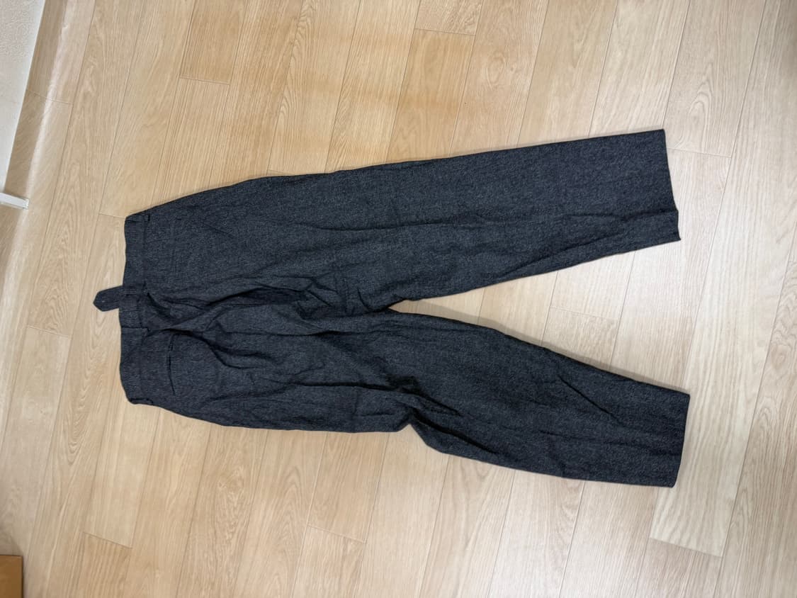 이얼즈어고 투턱와이드 차콜 팬츠(L) 상품이미지4