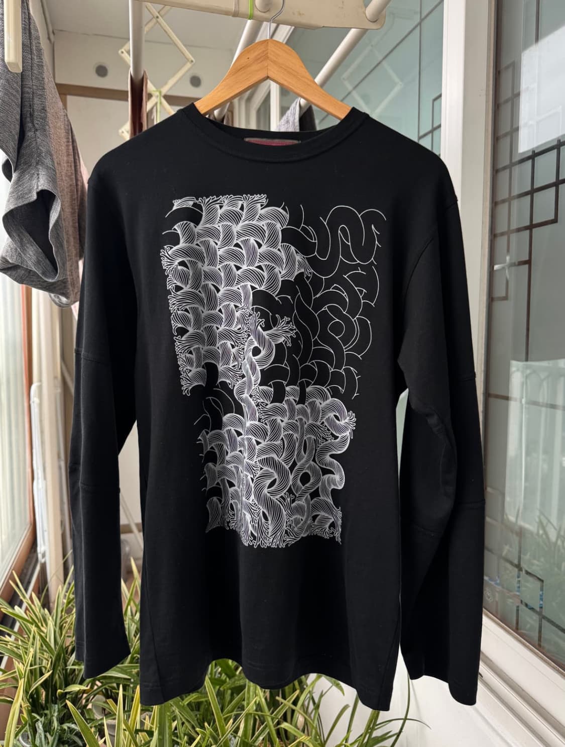 Christopher Nemeth long sleeve 108 twist 상품이미지1