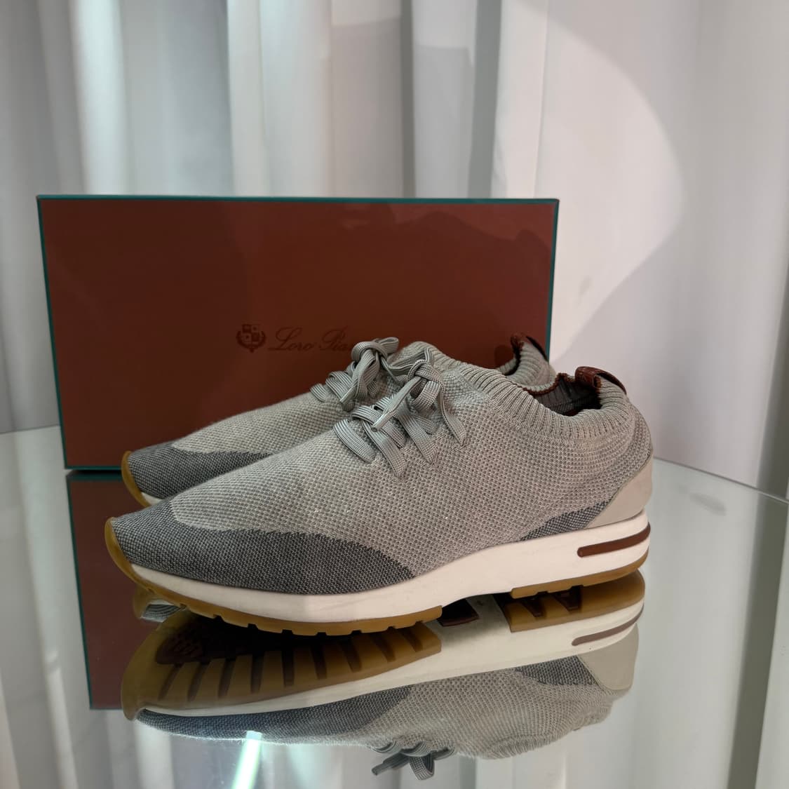 [정품] 로로피아나 360LP 스니커즈  41사이즈 상품이미지2