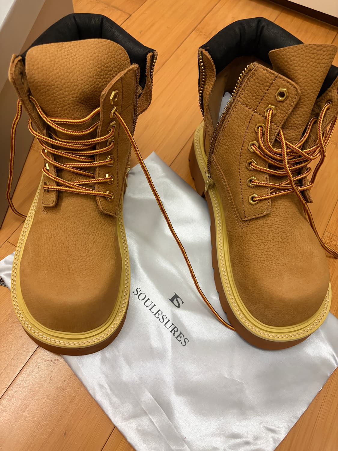 쏘유레슈어 벨루가 카멜 250 상품이미지1