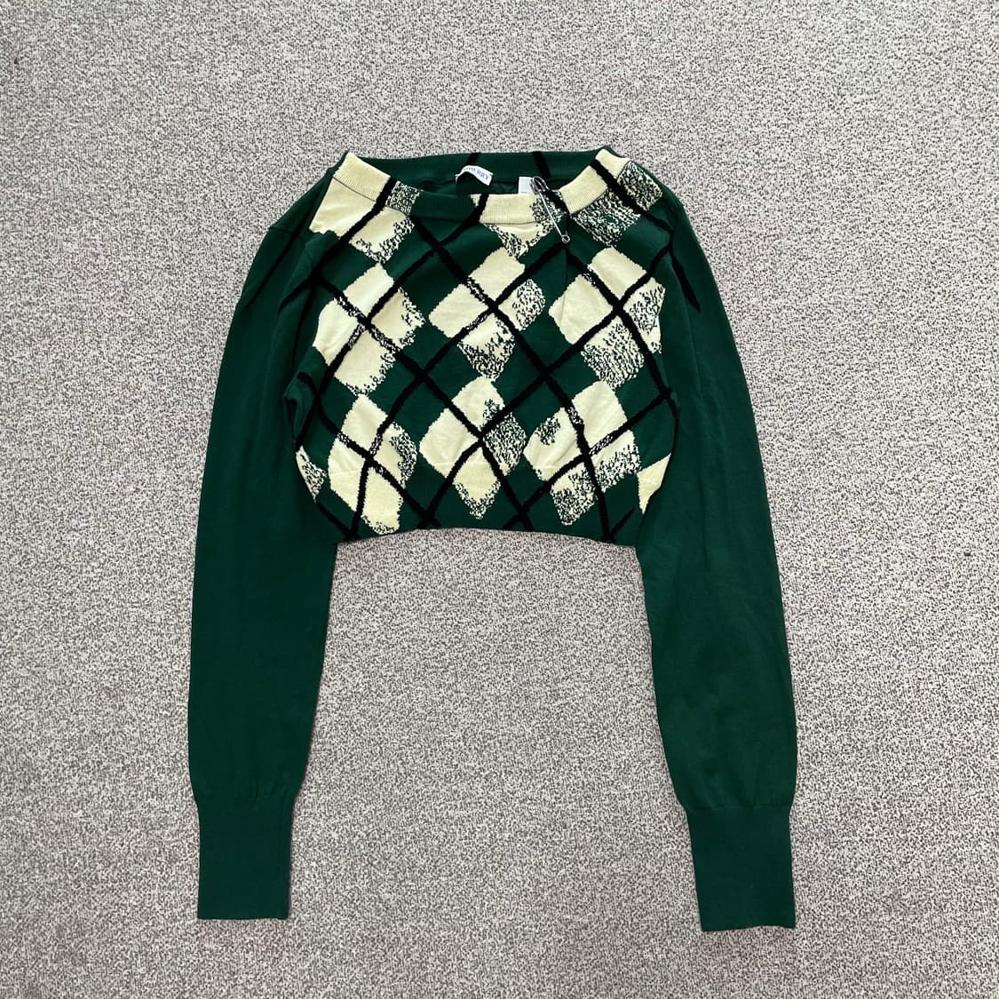 버버리 아가일 크롭 니트 M 상품이미지1