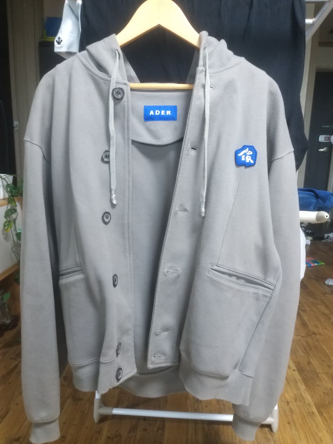 아더에러 다크그레이 후드 A1 상품이미지1