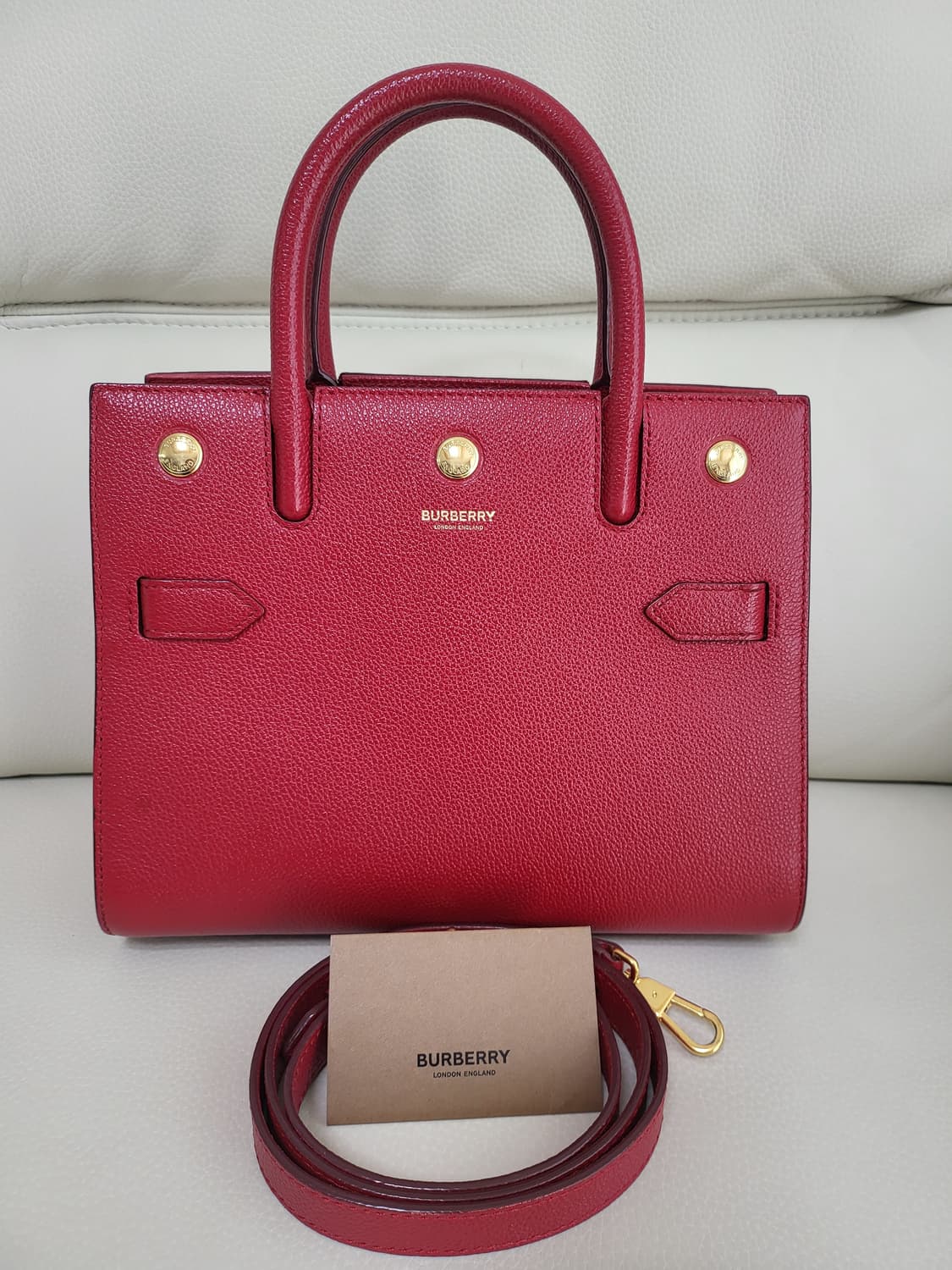 버버리 베이비 타이틀 핸들백 정품 상품이미지1