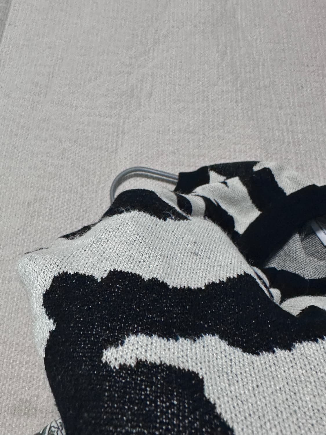 스컬프터 Moo Knit Vest Light Ivory/Black 상품이미지3