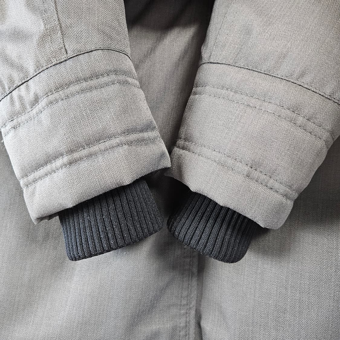 노비스 아스트리드 S 오리털 패딩 여성 카키색상 상품이미지8