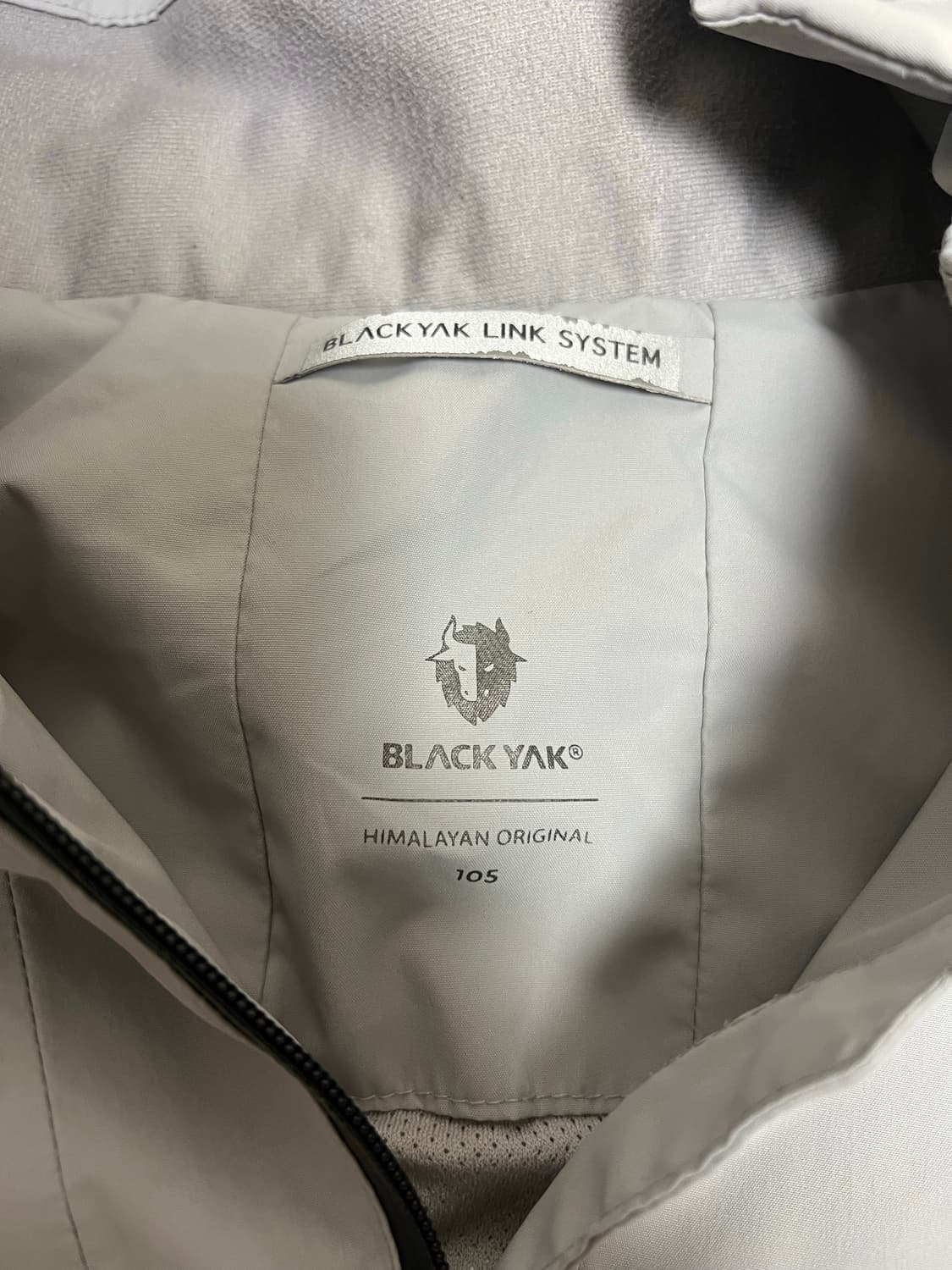 블랙야크 고프코어 그레이 바람막이 윈드브레이커 105 상품이미지3