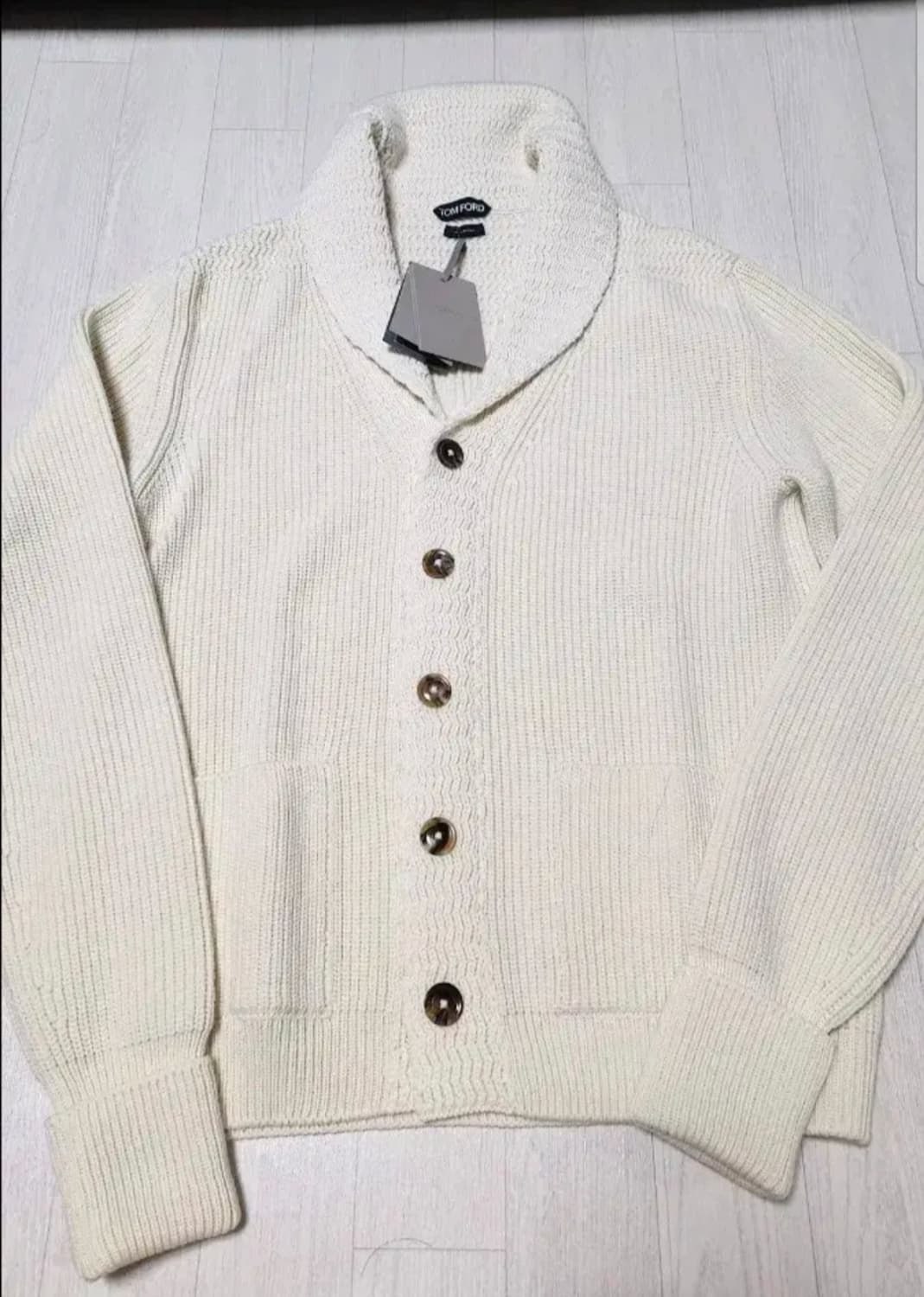 톰포드 맥퀸 캐시미어 숄카라 가디건 화이트 50 상품이미지3